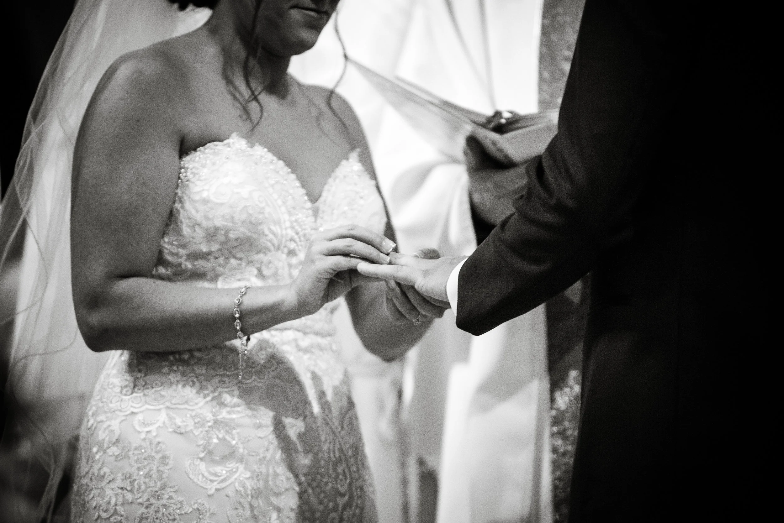 PHILADELPHIA BALLROOM WEDDING PHOTOS -047.jpg
