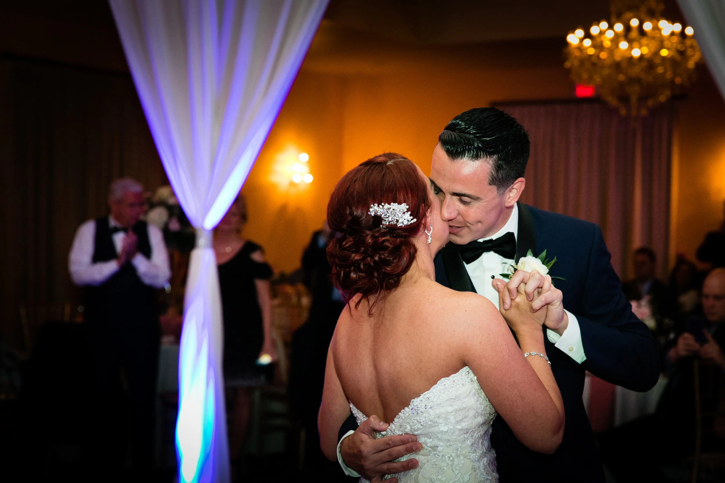 PHILADELPHIA BALLROOM WEDDING PHOTOS -104.jpg
