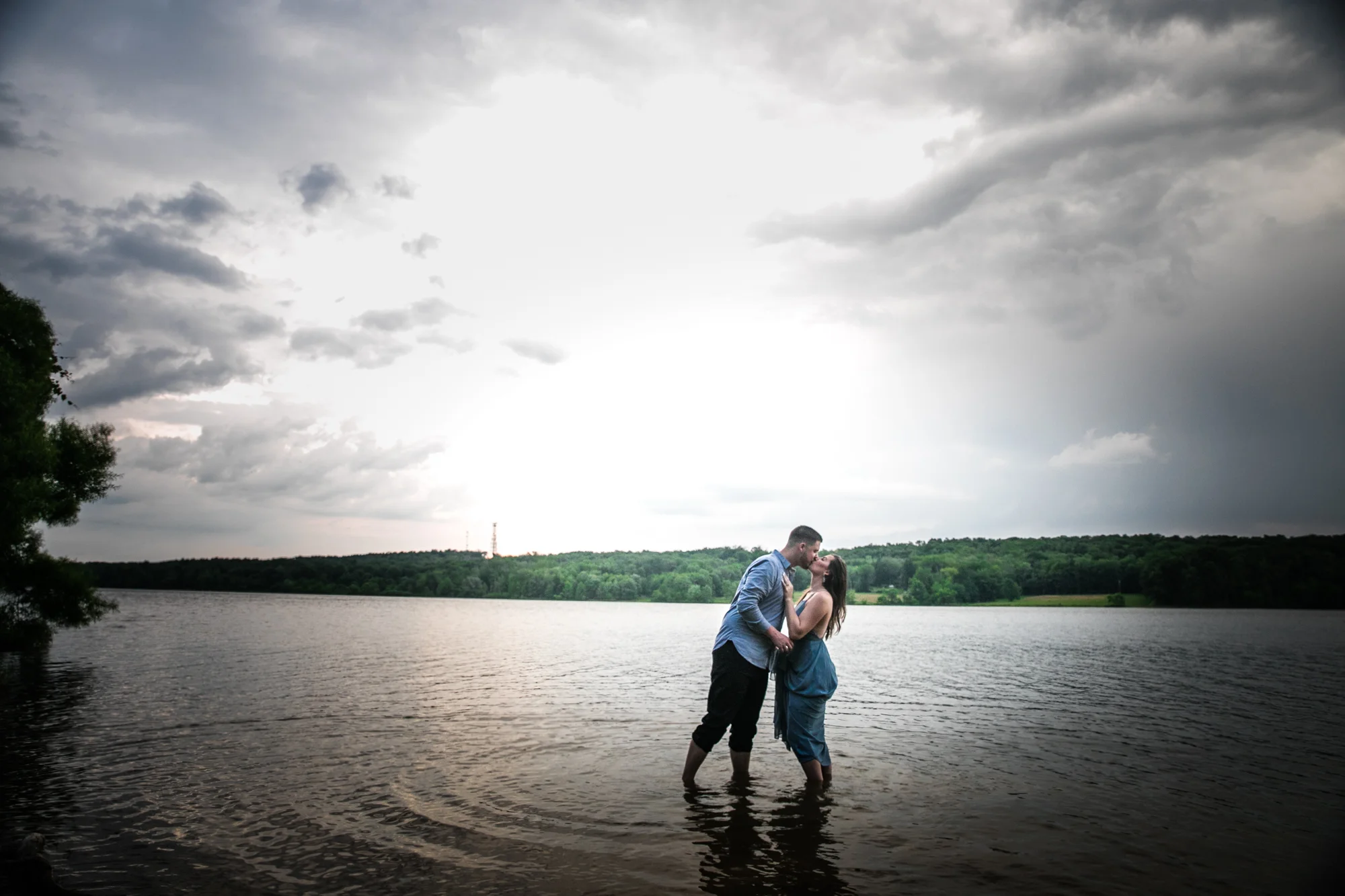 PEACE VALLEY PARK ENGAGEMENT PHOTOS - 055.jpg