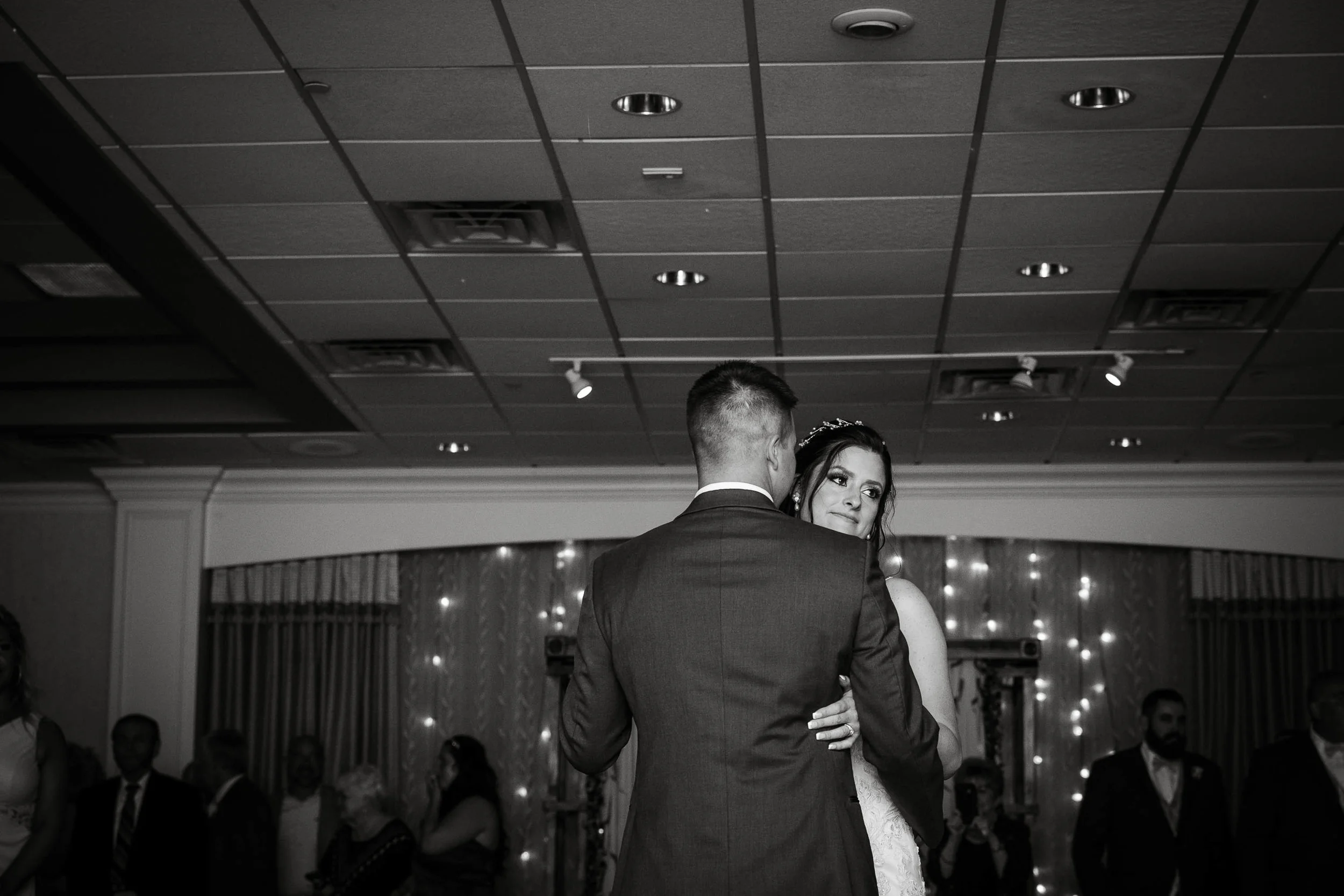 CLARION HOTEL WEDDING - 072.jpg