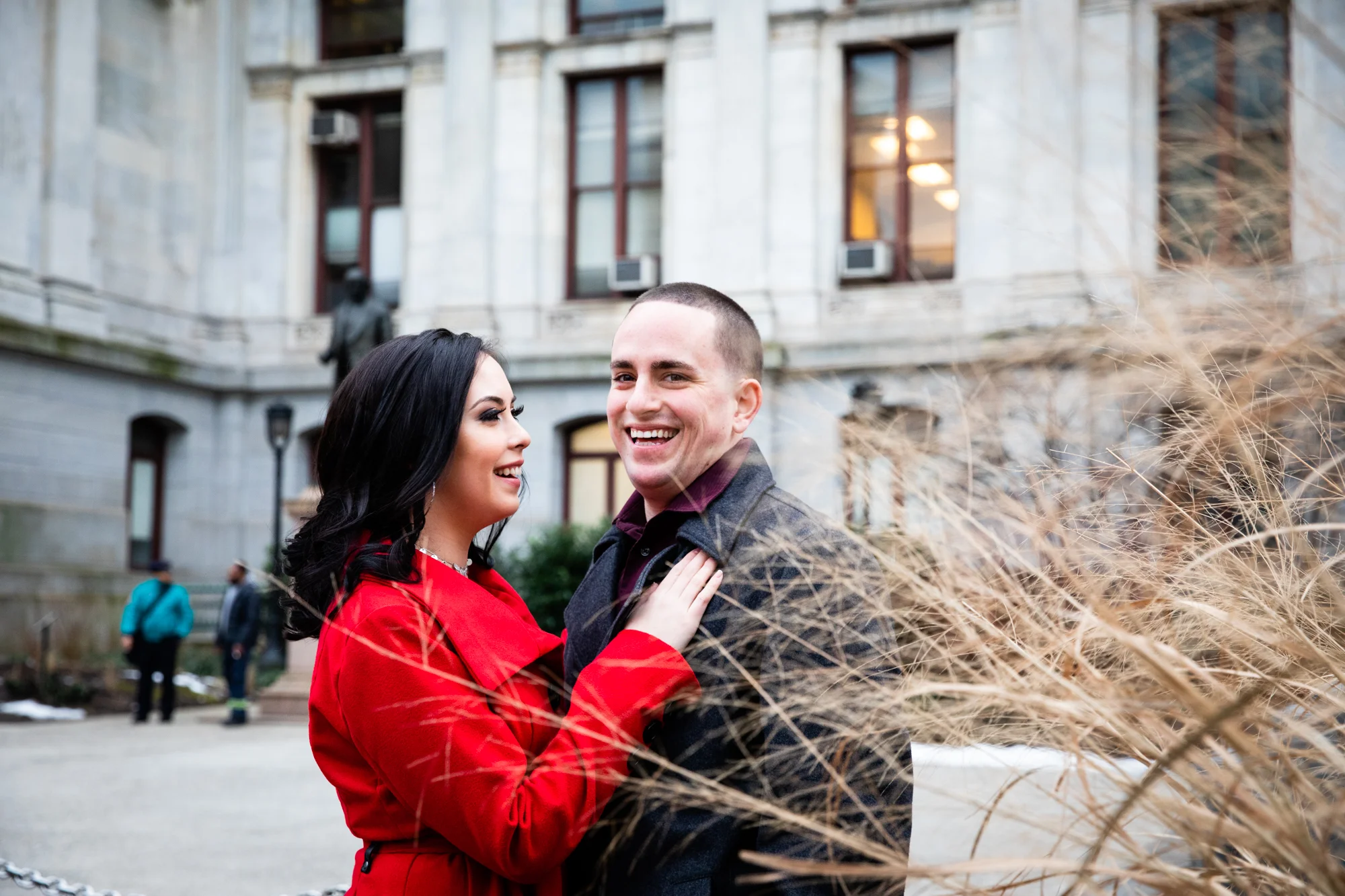 PHILADELPHIA CITY HALL ENGAGEMENT PHOTOS-17.jpg