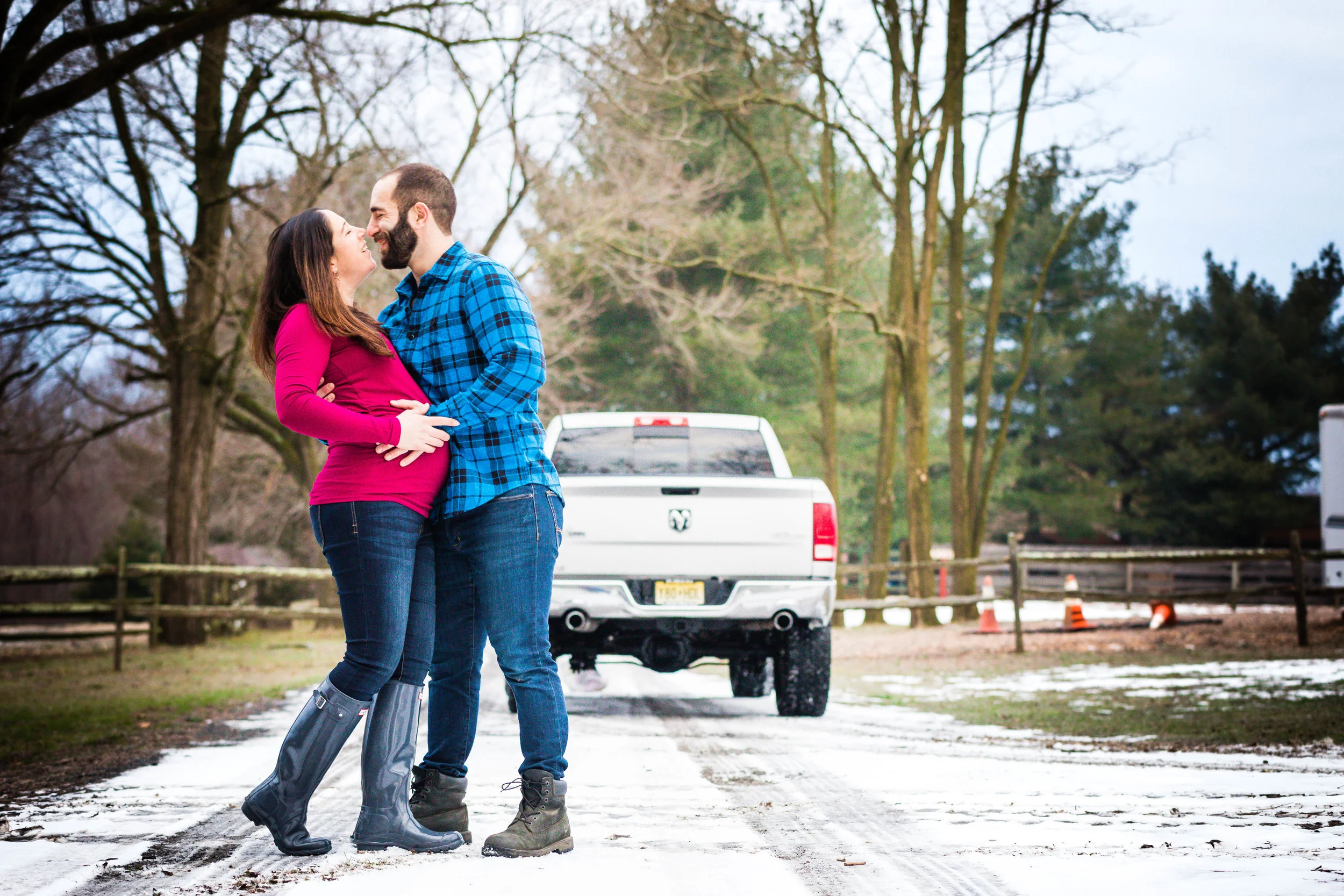 FARMHOUSE MATERNITY PHOTOS NEW JERSEY-9.jpg