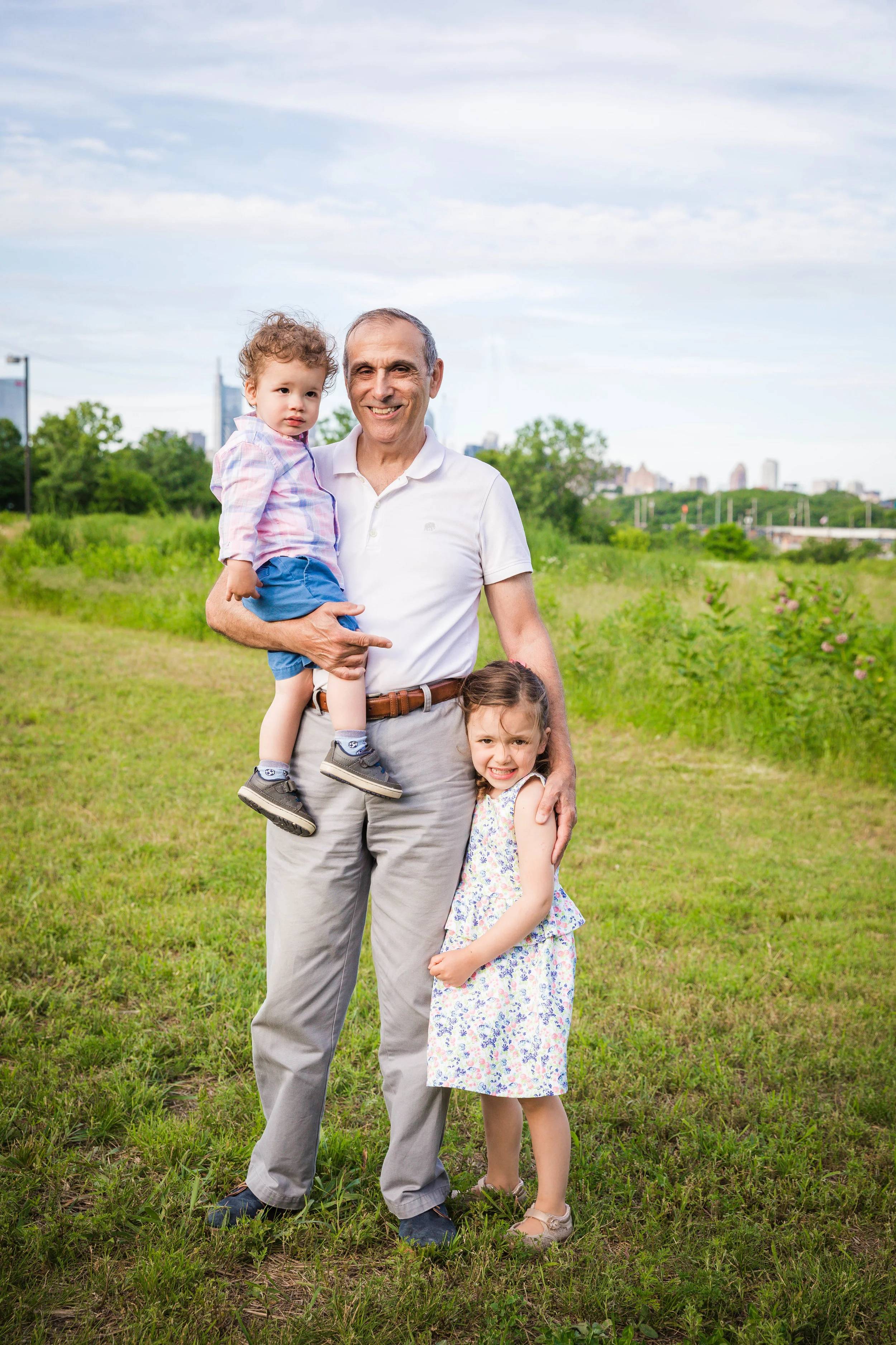 BARTRAM GARDENS FAMILY PHOTOSHOOT-1.jpg