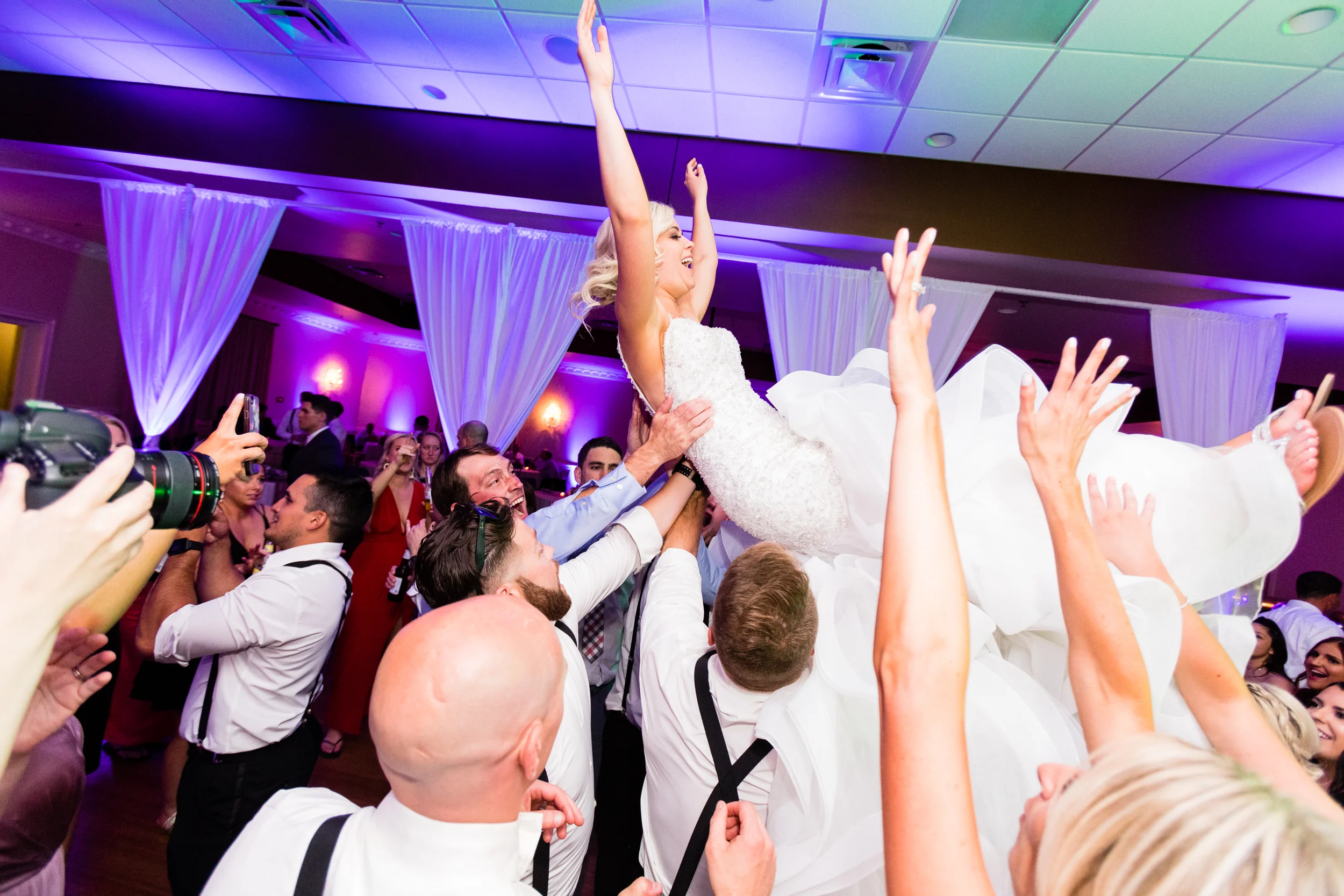BRITTANY AND DAVE - PHILADELPHIA BALLROOM WEDDING PHOTOS-122.jpg