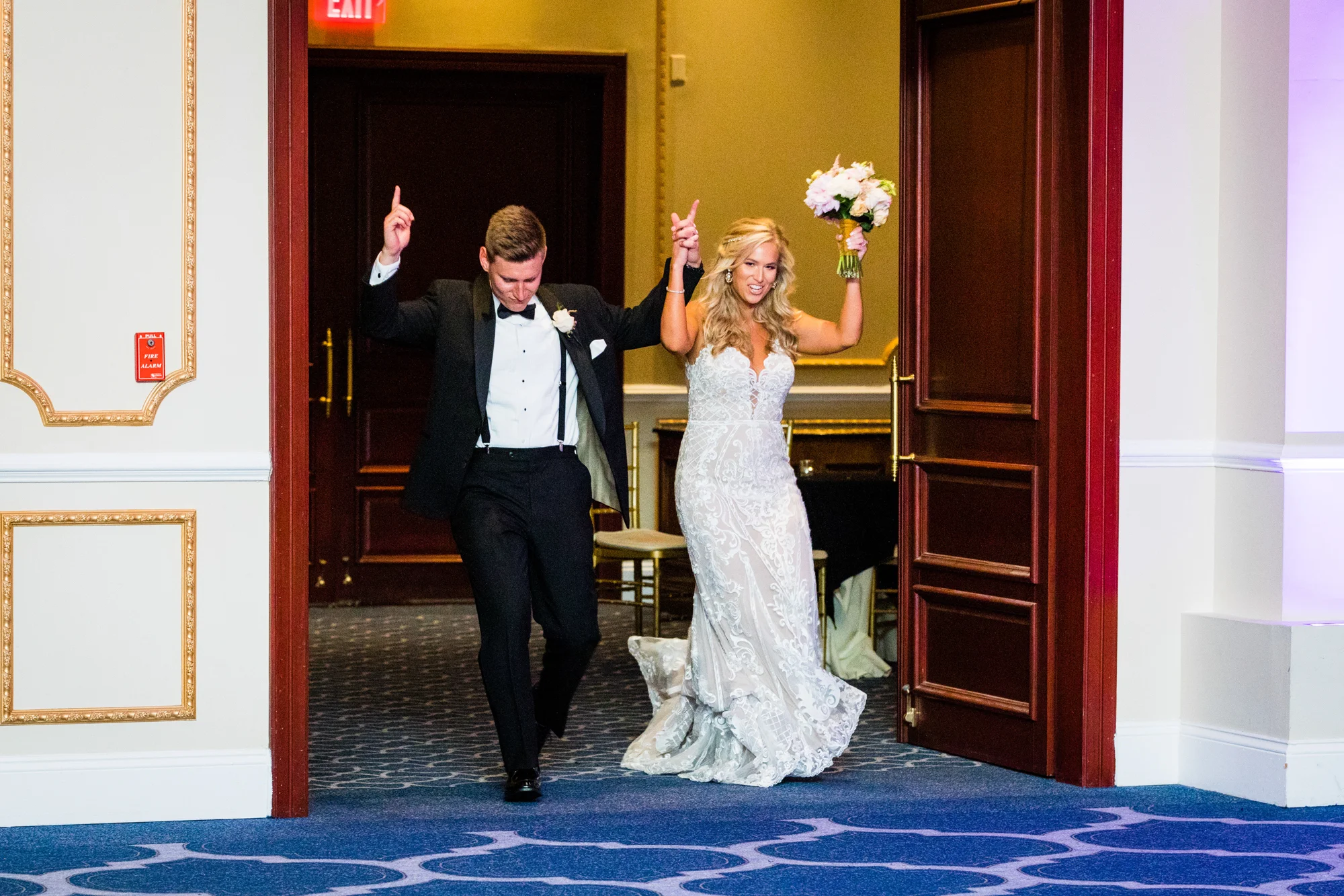 AMANDA AND CHRIS - THE MERION - WEDDING PHOTOGRAPHY-950.jpg