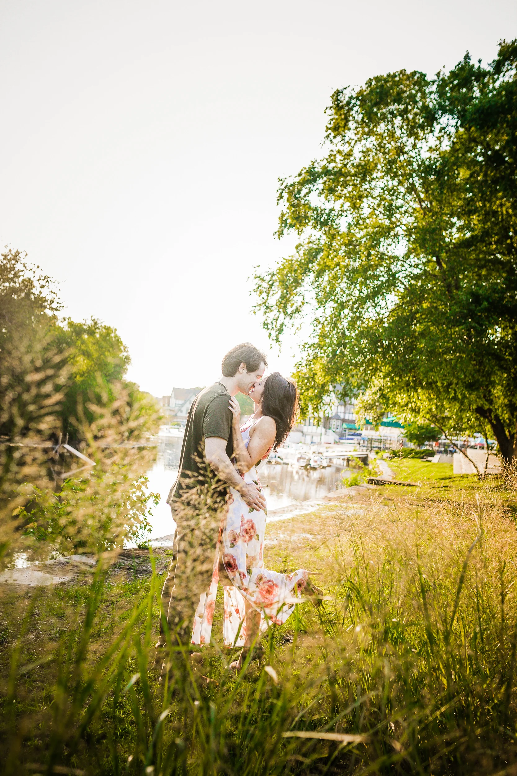 BOATHOUSE ROW ENGAGEMENT PHOTOS-6.jpg