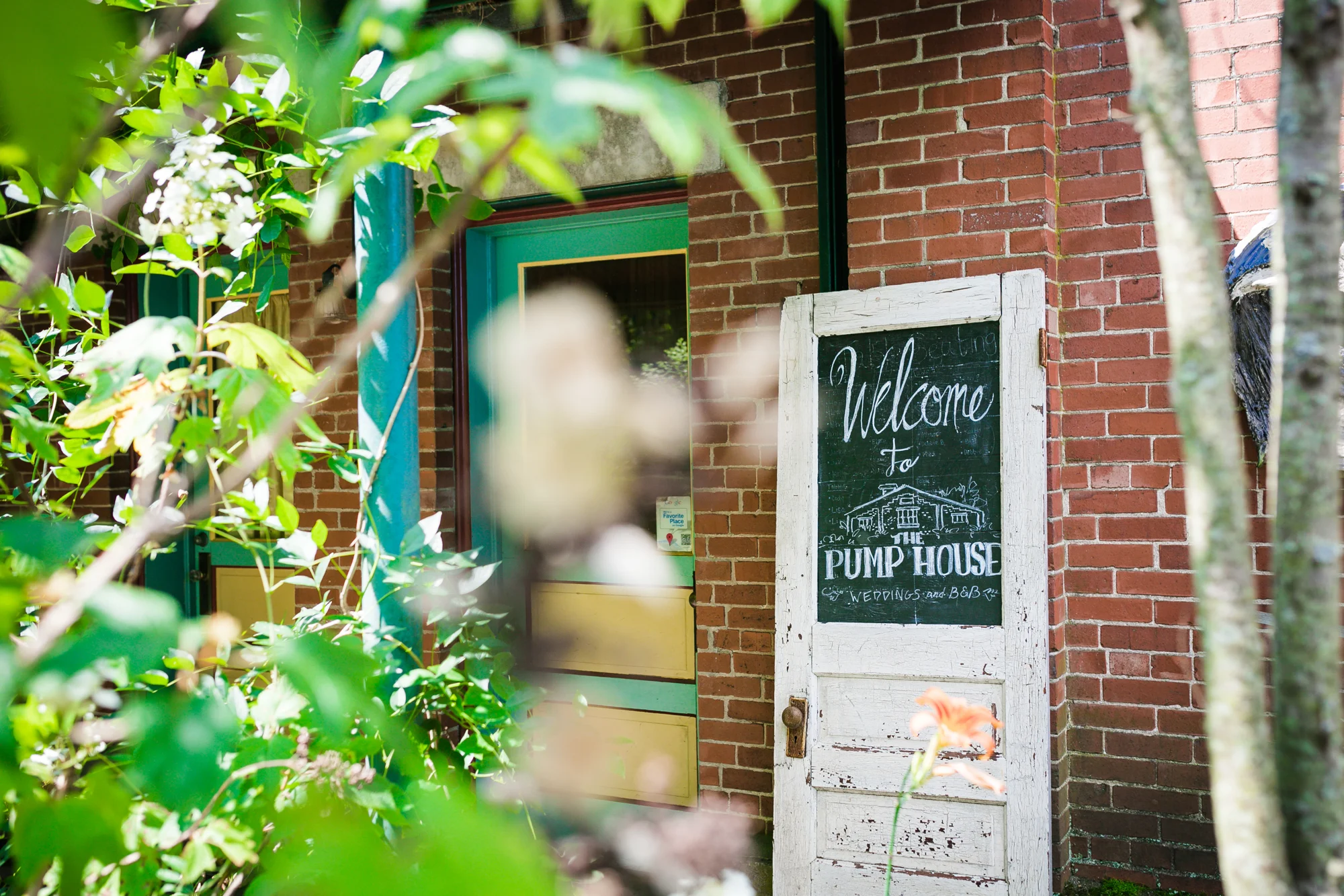 BETH AND MIKE - THE PUMP HOUSE - WEDDING PHOTOS-1.jpg