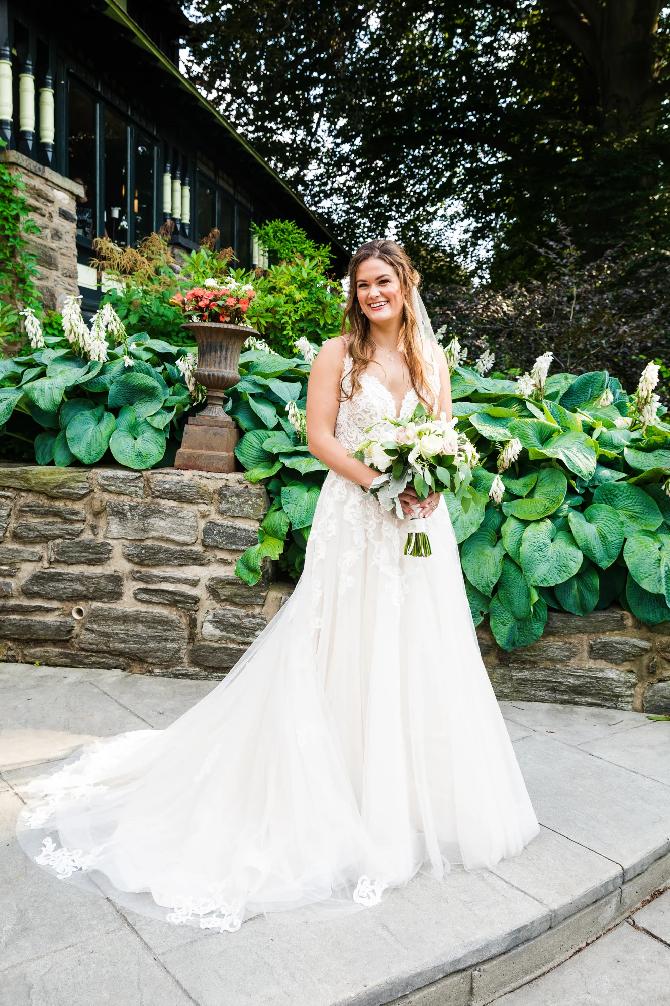 BRENDA AND KEIRAN - KNOWLTON MANSION-600.jpg