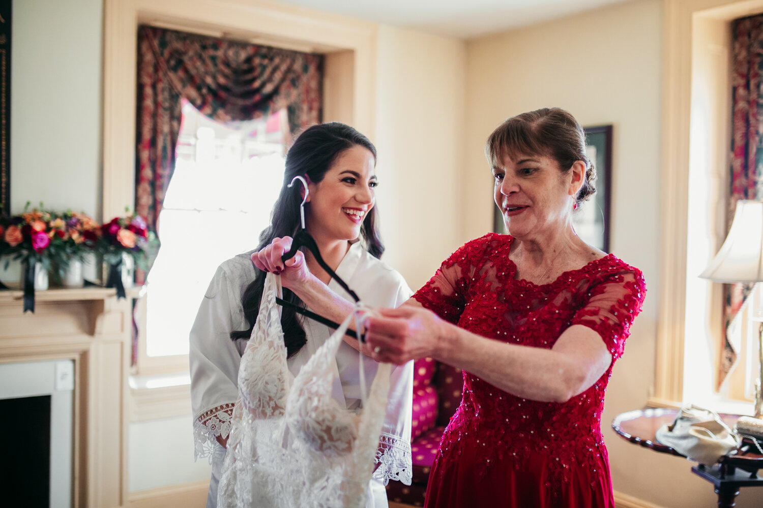 JOSEPH AMBLER INN WEDDING PHOTOGRAPHY- 15.jpg