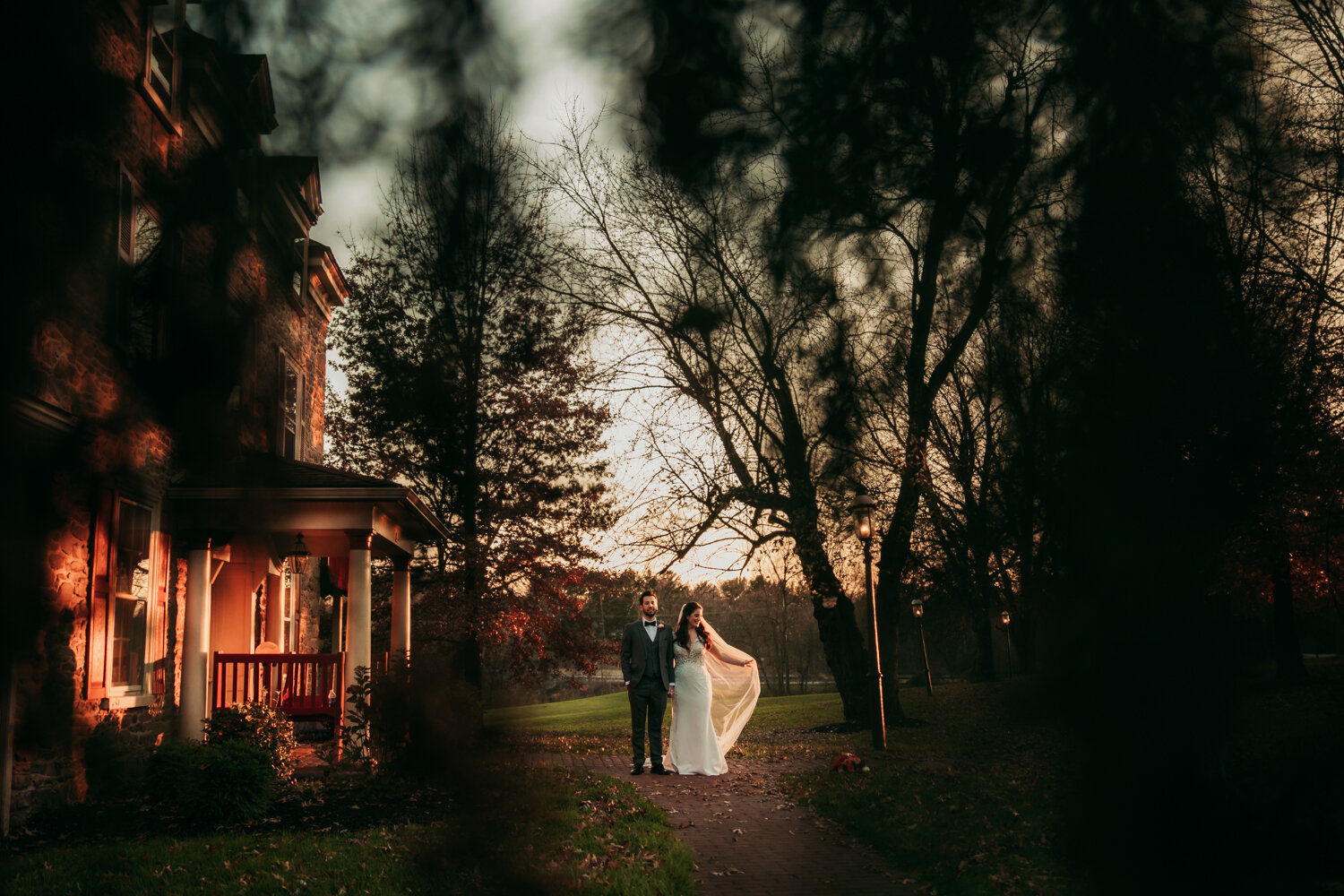 JOSEPH AMBLER INN WEDDING PHOTOGRAPHY- 40.jpg
