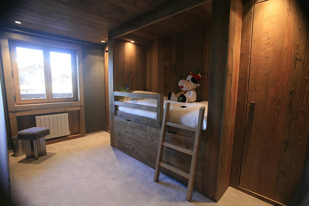 2.10-chalet-Phil.jpg