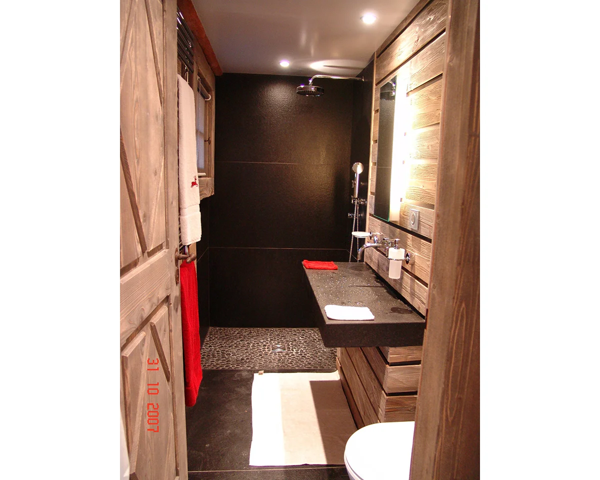 122 chalet Ecol.jpg