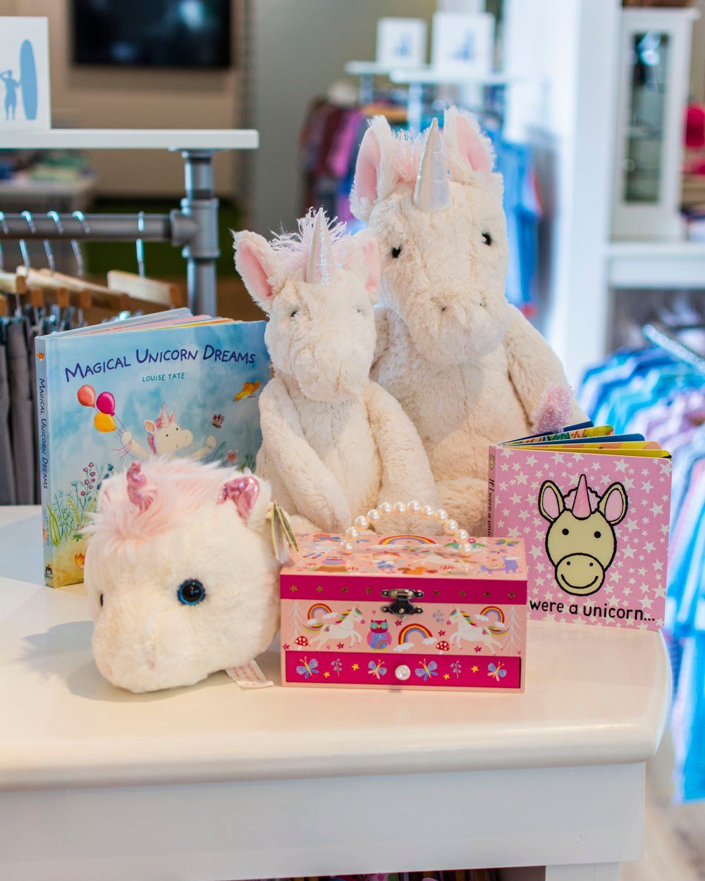 We spy some unicorns around our shop. See where they might be hiding! 🦄🦄🦄