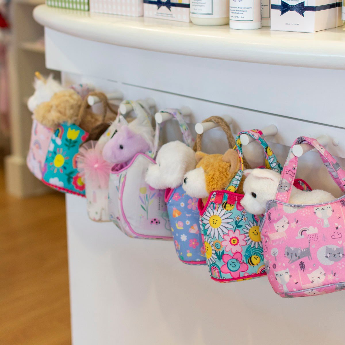 Happy Friday! Here's a roundup of some recent stuffies and purse dogs we have in the shop. We're partial to the bulldog. 😂