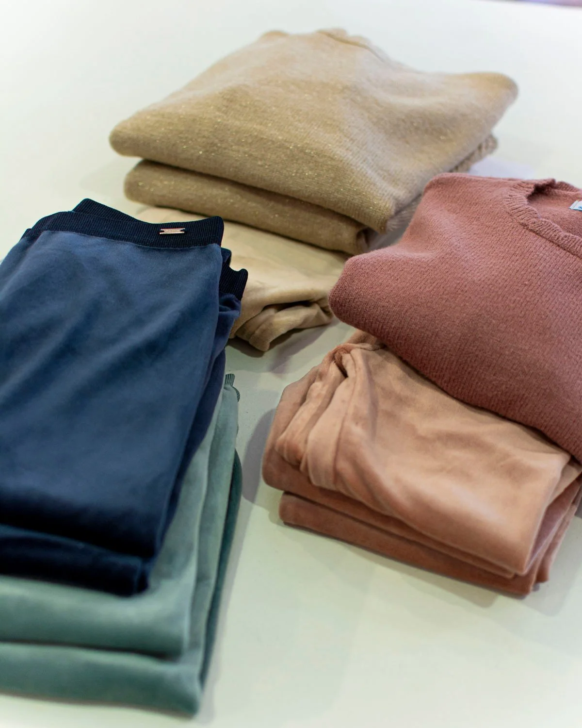 These velvet leggings are absolutely buttery soft and in stunning rich jewel tones. We have them in four colorways with sweaters to match.