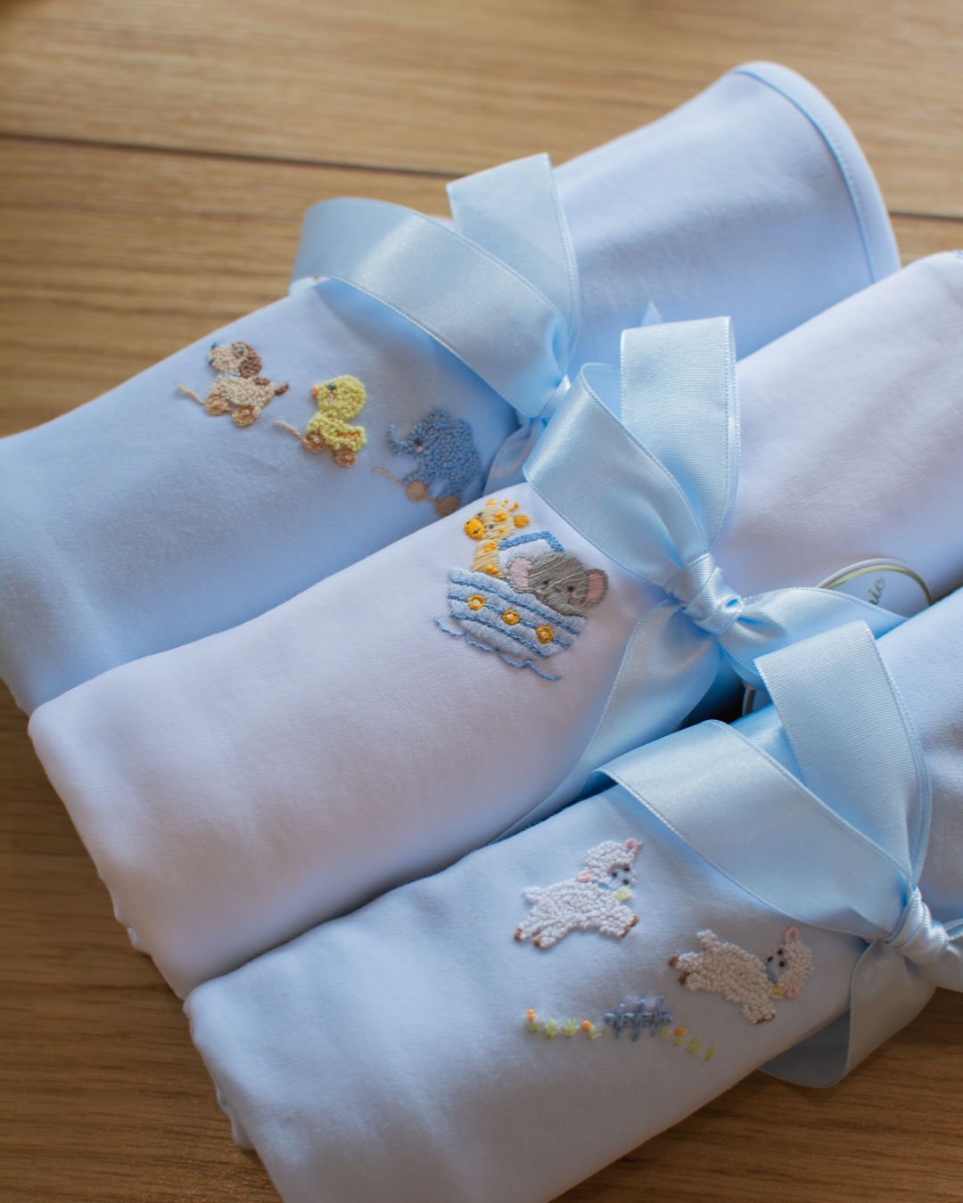 We know we aren't supposed to pick favorites but these new outfits, blankets and hats from @babyclubchic.us are sensational. 😍

Charlotte children&rsquo;s store, Charlotte kids boutique, Charlotte baby store, Baby Club Chic