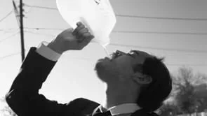 DAVID LYNCH “I Know” / music video / 4 minutes