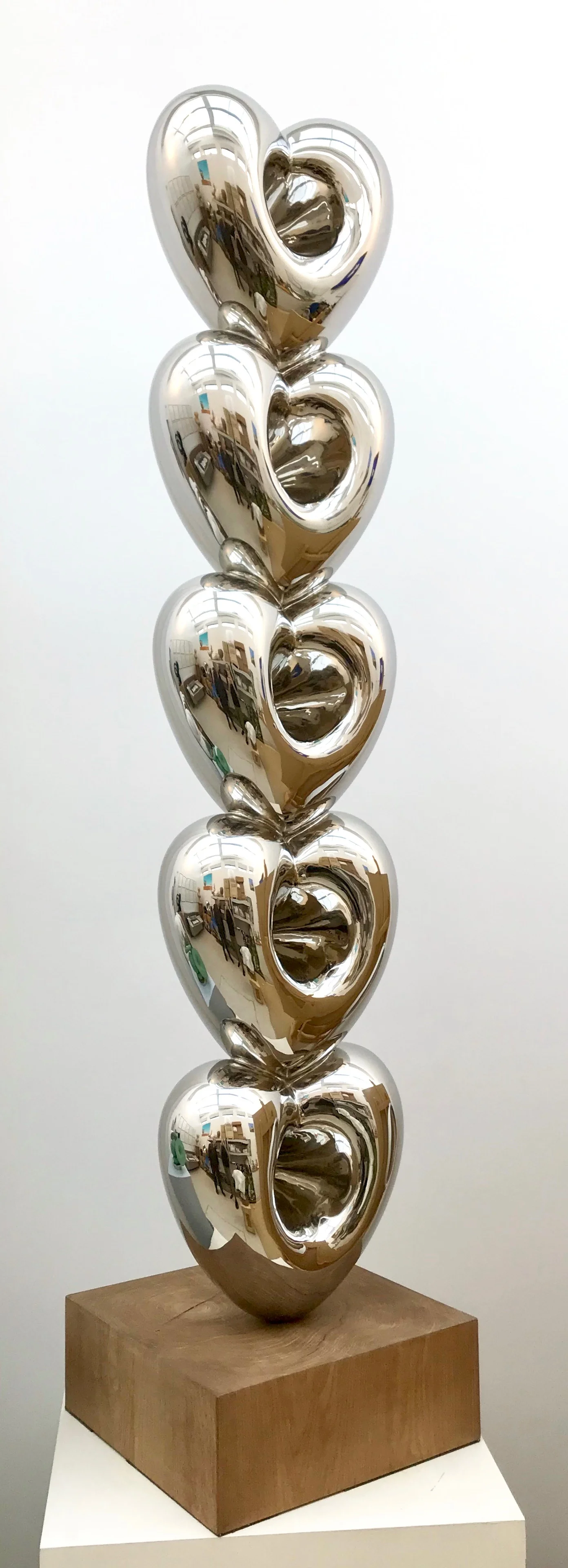 LOVE ME TOTEM
