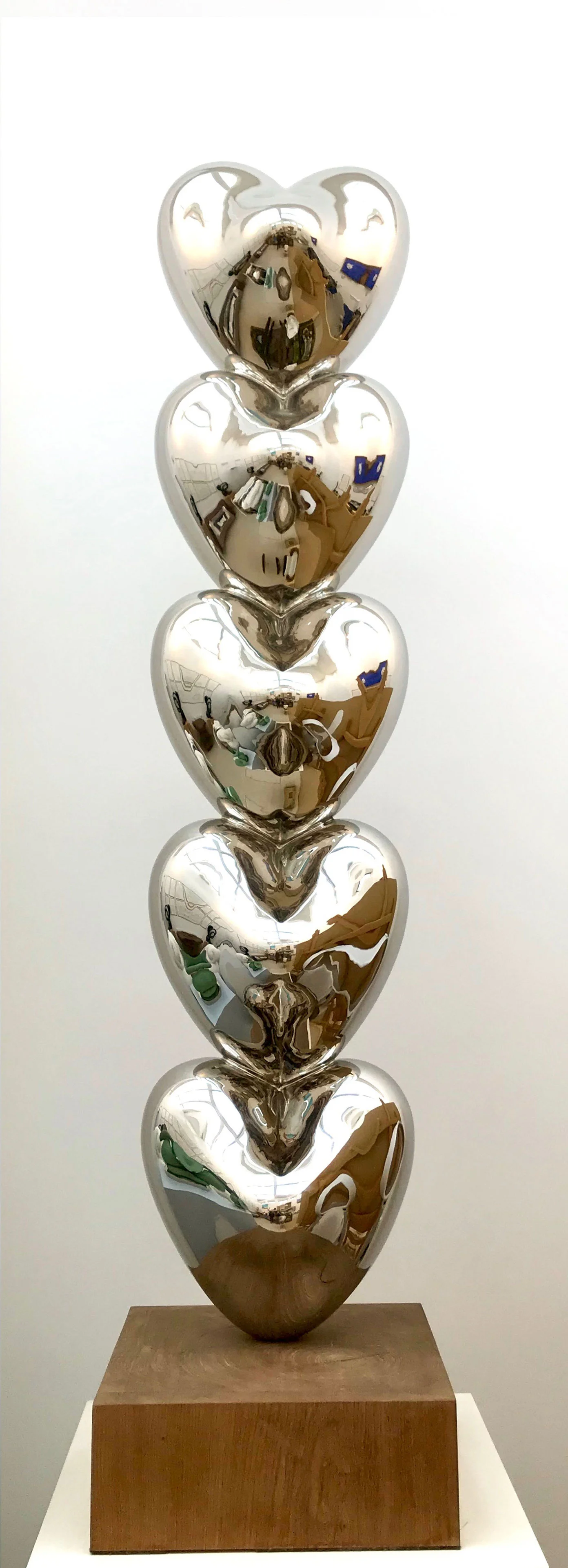 LOVE ME TOTEM