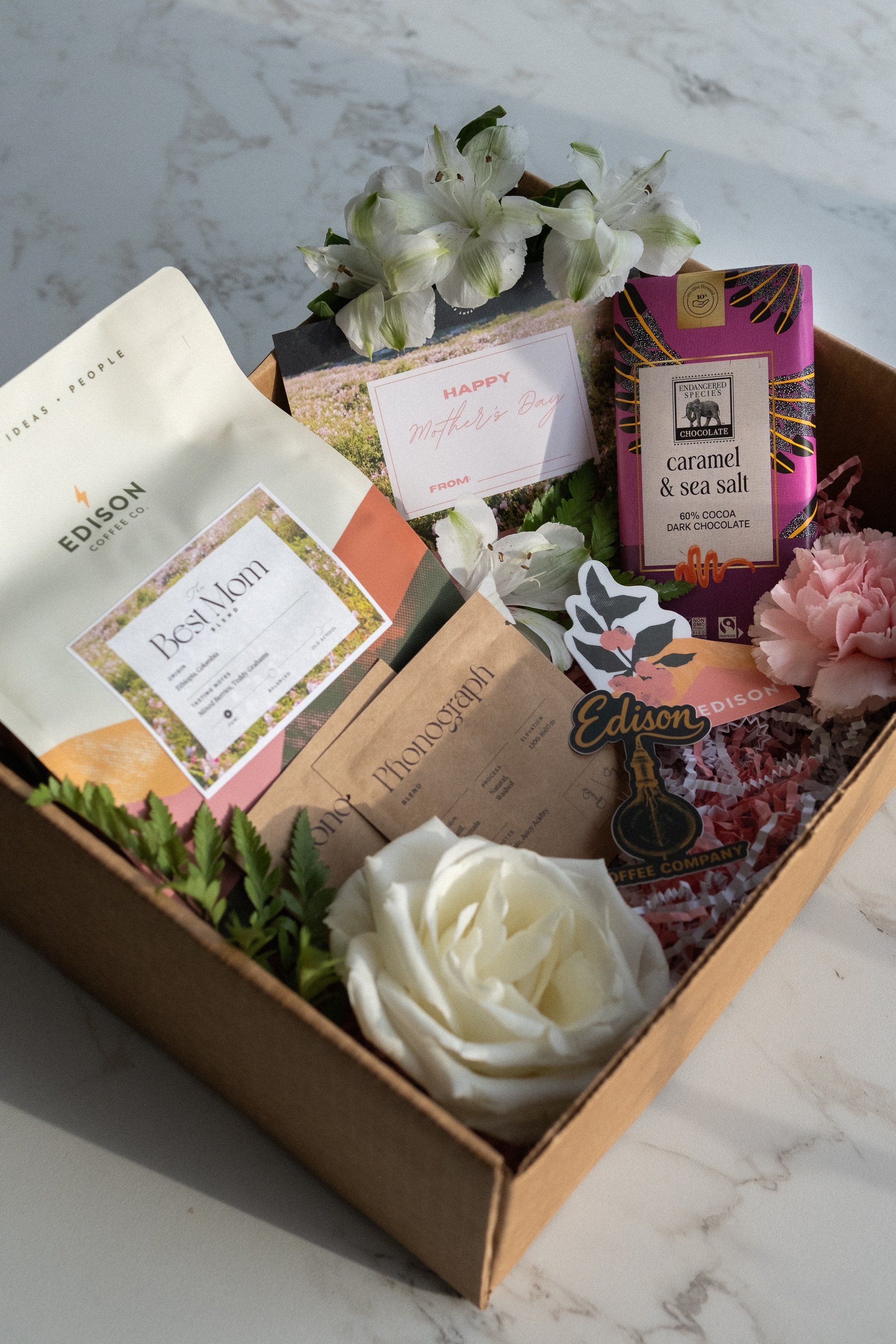 The Best Mom Box 💐