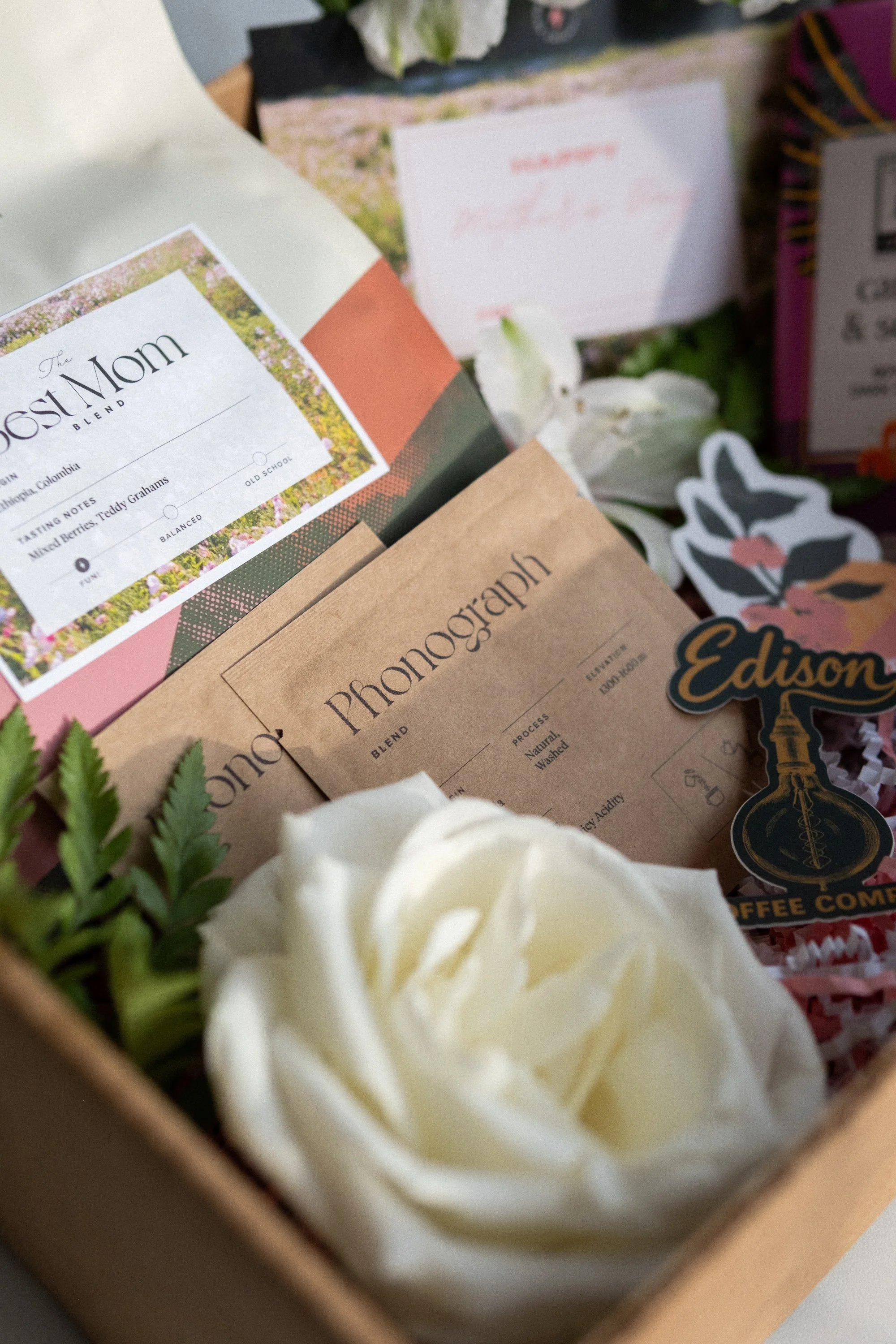 mombox (9 of 7).jpg