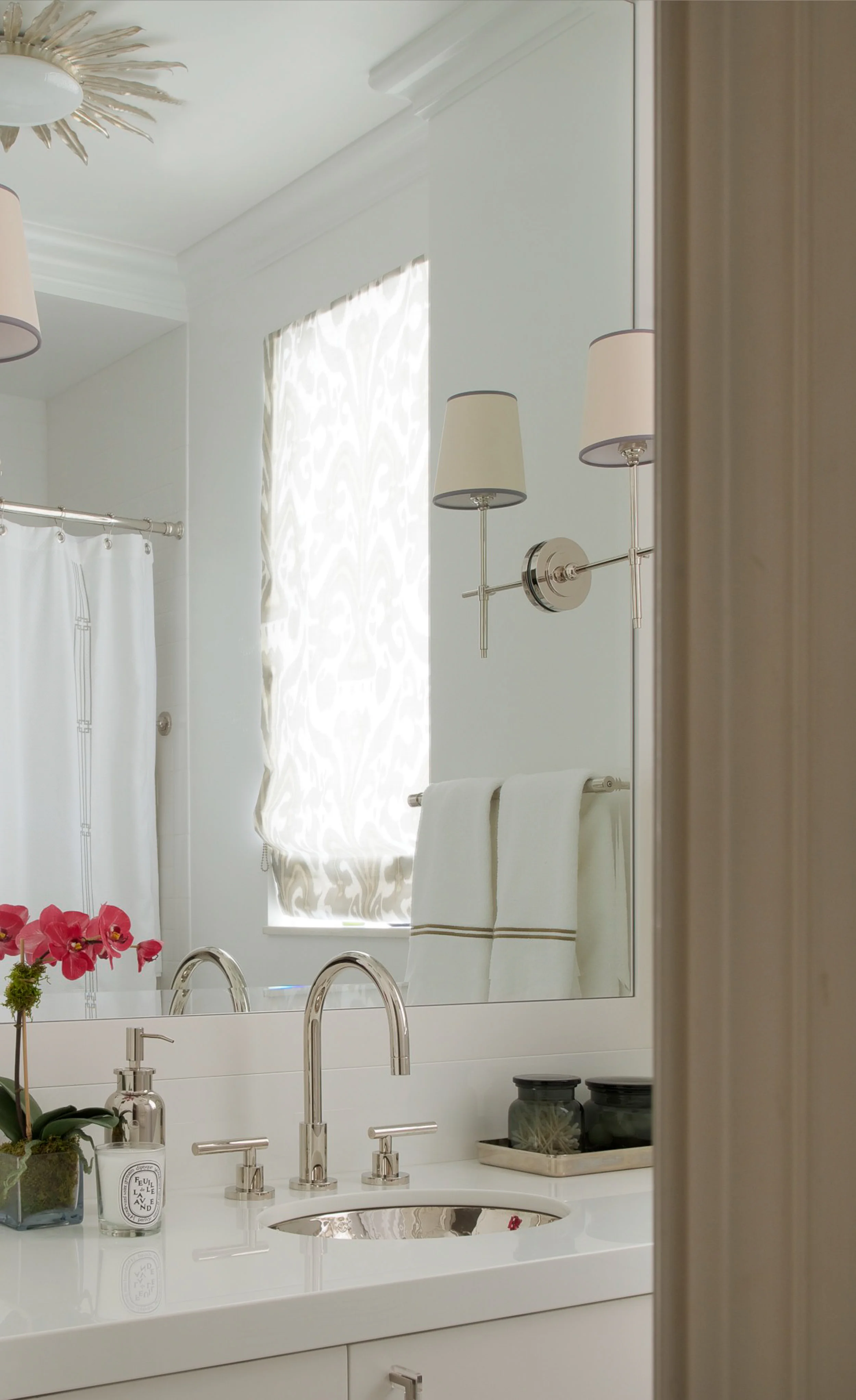 Upscale Downsizing by Leslie Linsley