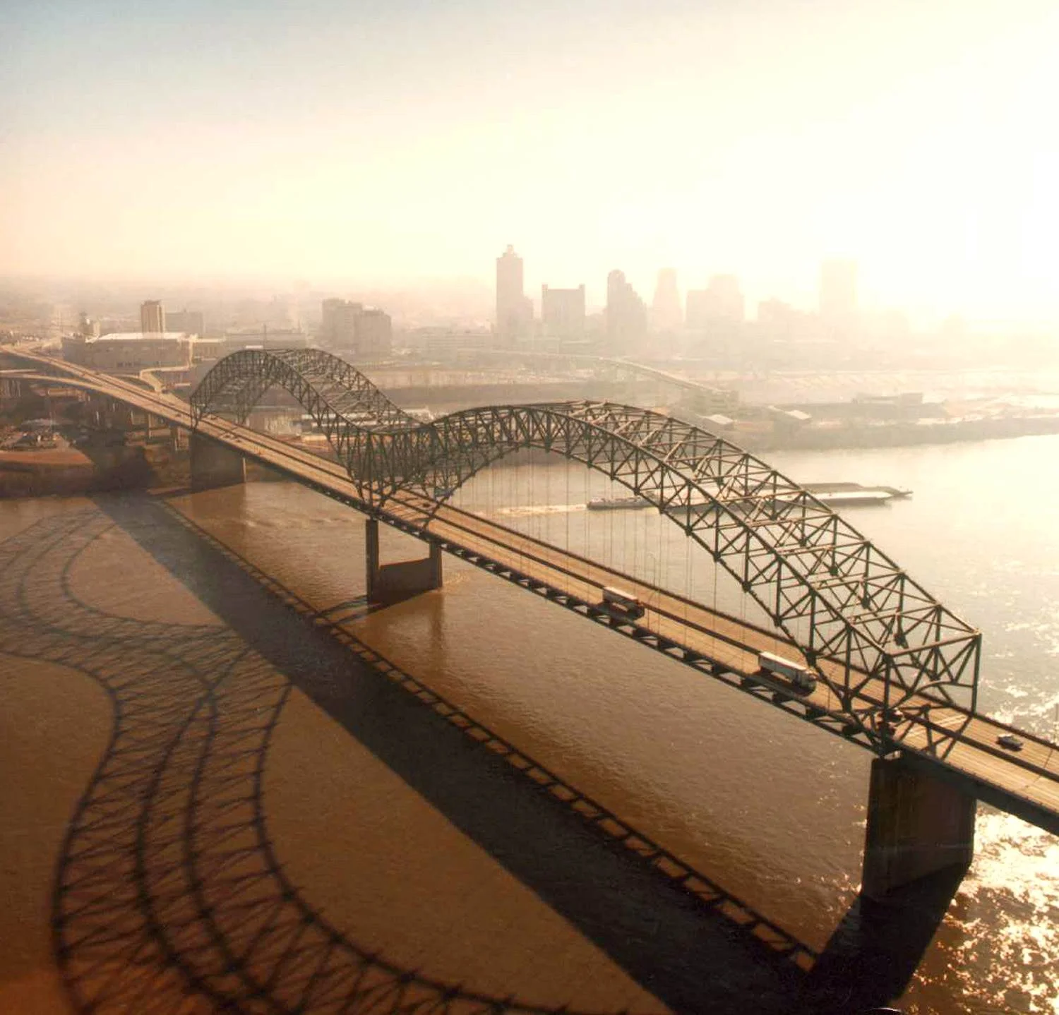 636000469421381712351066220_Hernando_de_Soto_Bridge_Memphis.jpg