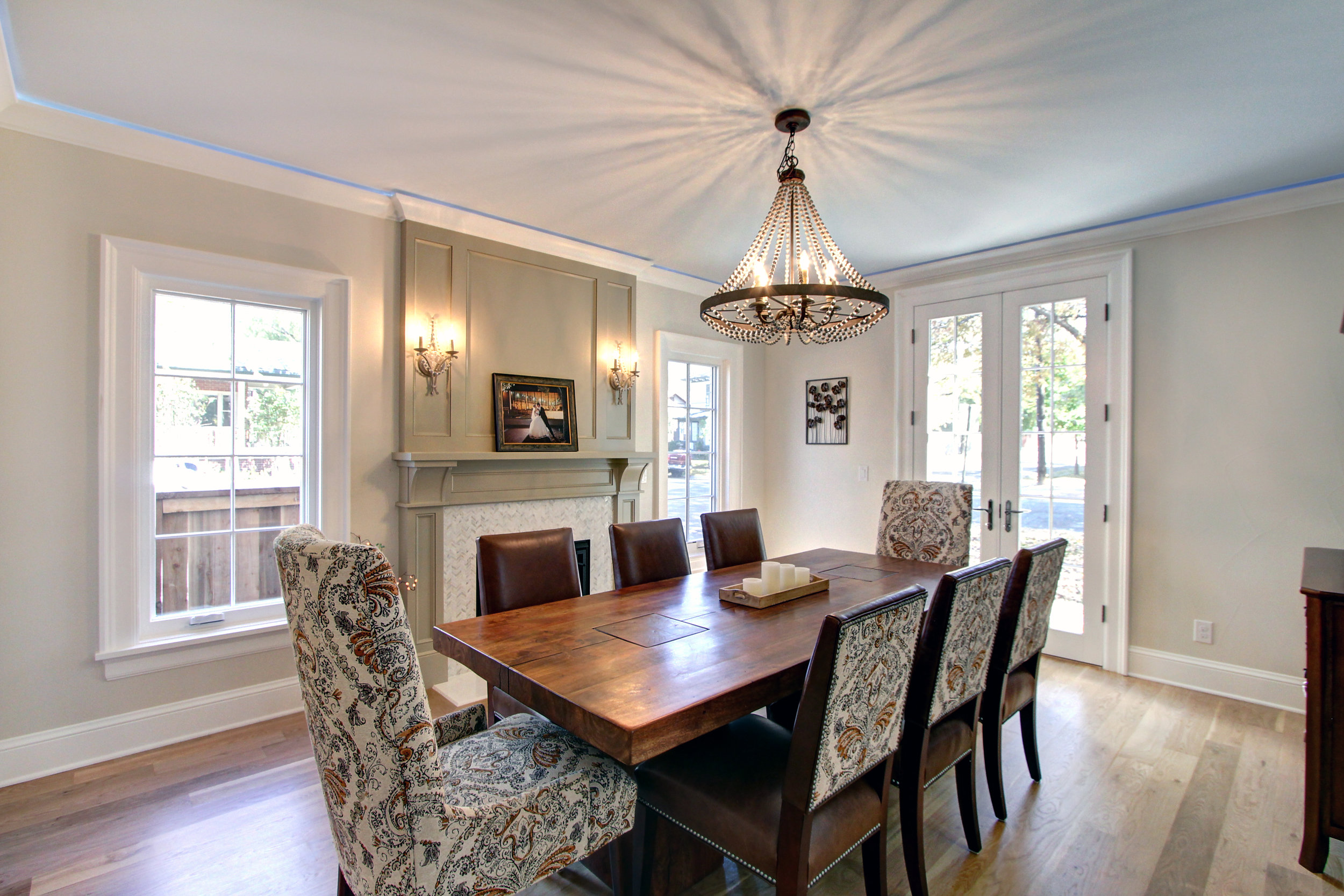 1305 Vine Dining room 2.jpg