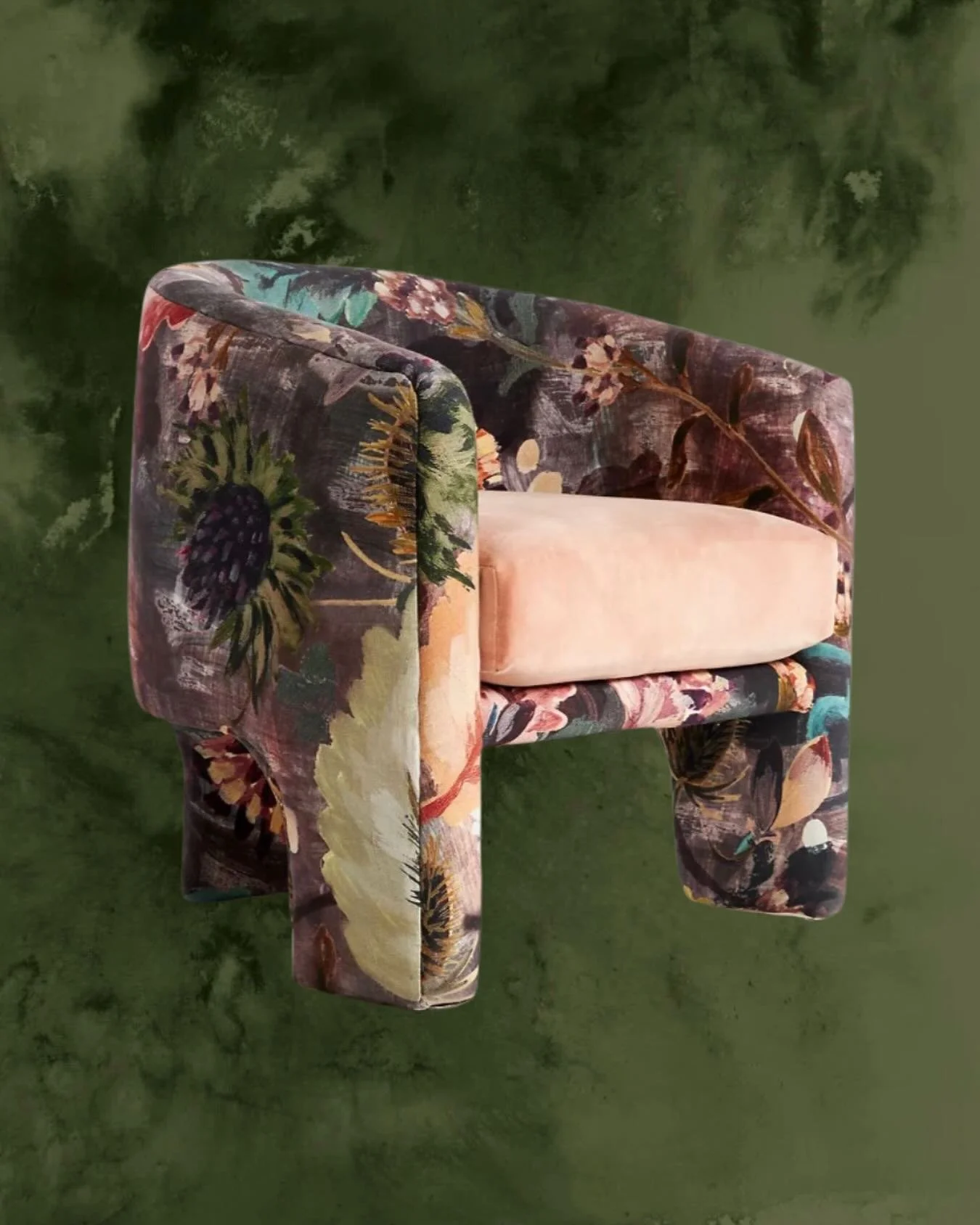 🍂✨ Fall favorites, AJD style. ✨🍂

From bold patterns to rich textures, Amy&rsquo;s rounding up a few of her favorite finds for fall &mdash; pieces that make a space feel warm, layered, and full of personality. Think moody florals, sculptural lighti