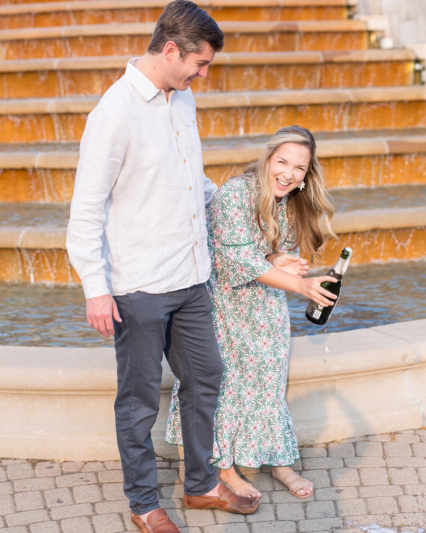 I haven&rsquo;t even had the chance to go through all of these from Megan &amp; John&rsquo;s engagement session last night, but I just couldn&rsquo;t resist sharing some of my many favorites! I had so much fun shooting at their home and then we decid