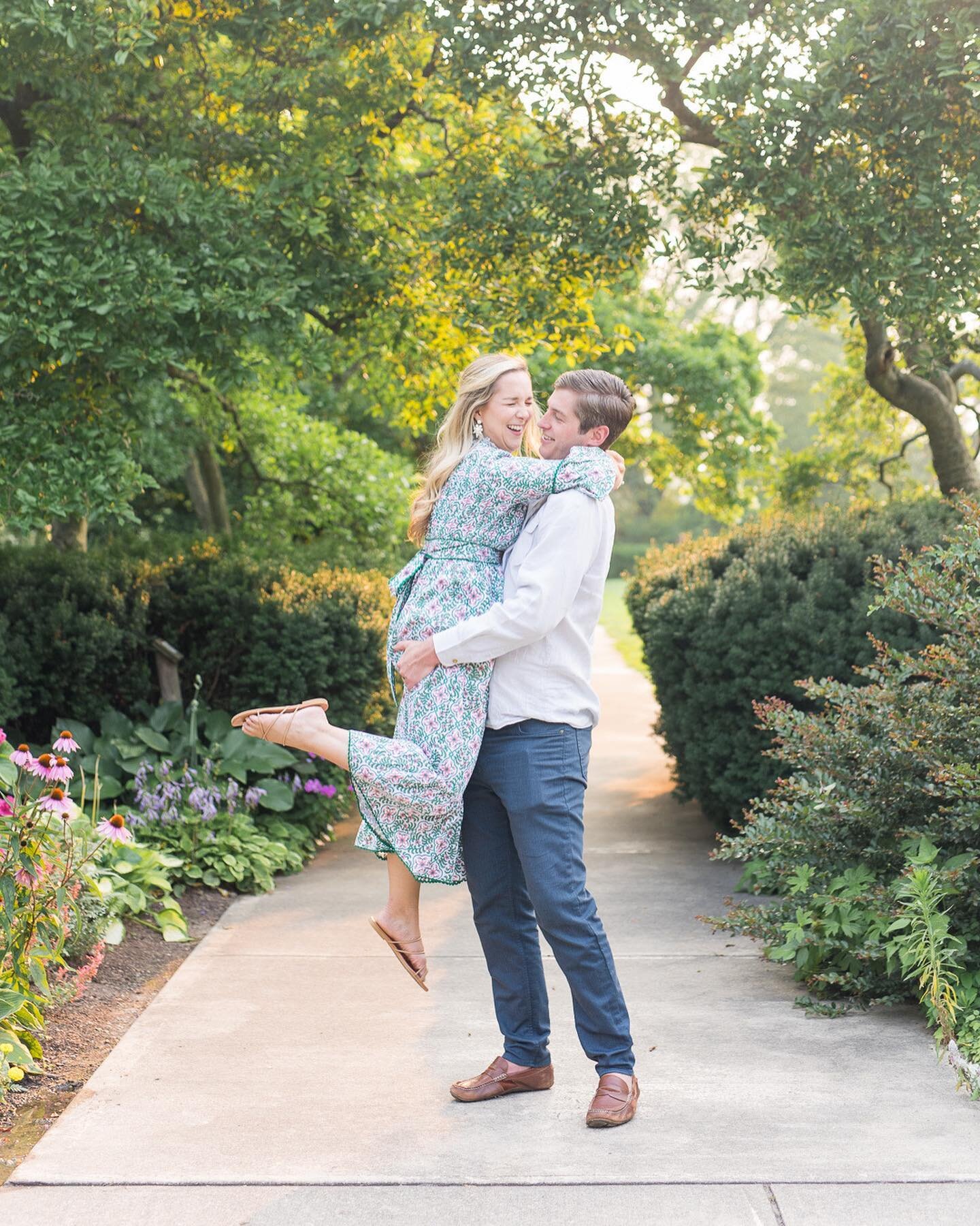 We had literally the most beautiful evening to stroll around the park for Megan &amp; John&rsquo;s engagement session! The weather has been on point lately and I&rsquo;m trying to take full advantage of that.