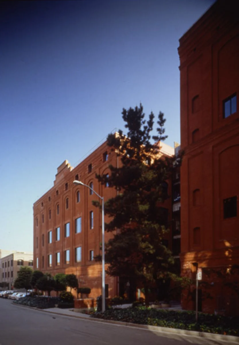 icehse_e01.jpg