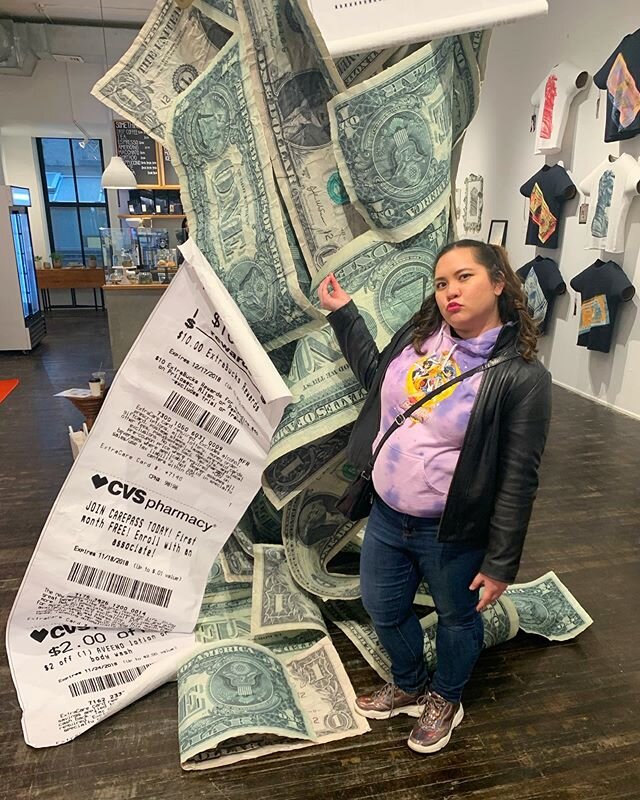 Cash money records taking over for the 99 and 2000 💸 | 📸: @iamoath
&bull;⠀
&bull;⠀
&bull;
#mubamoves #NYCadventure #NYClove #NYC #NYCfinds #NYCEvents #ThingstodoinNYC #newyorkcity #funthingstodo #nycfun #ny #fomofeed #fomofeednyc #supnewyorkcity #s