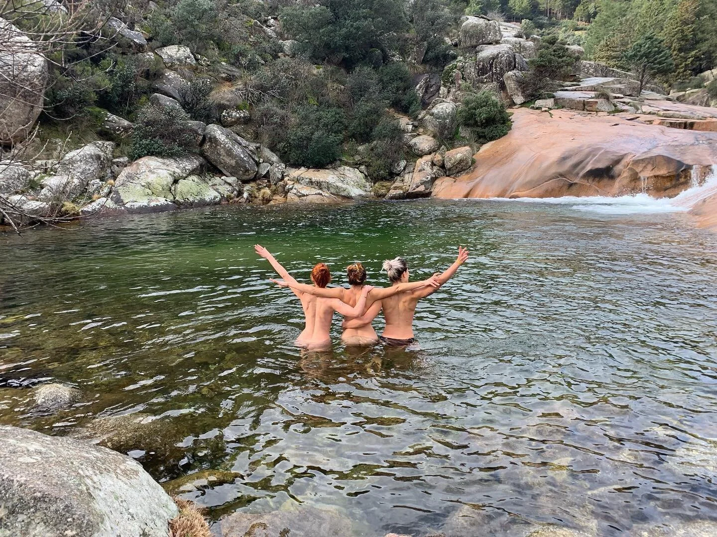 A summary of my first Spanish holiday season. It has been full of beautiful moments with my love, my new in laws, and my most special friends. A mix of old and new traditions, all deeply cherished. 
And also, deeply missing my family and my home. Ho