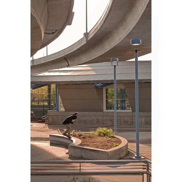 @bherman 's Made Chapter 2 B-sides are now playing @thrashermag .com #MadeChapter2

Frontside krook to fakie