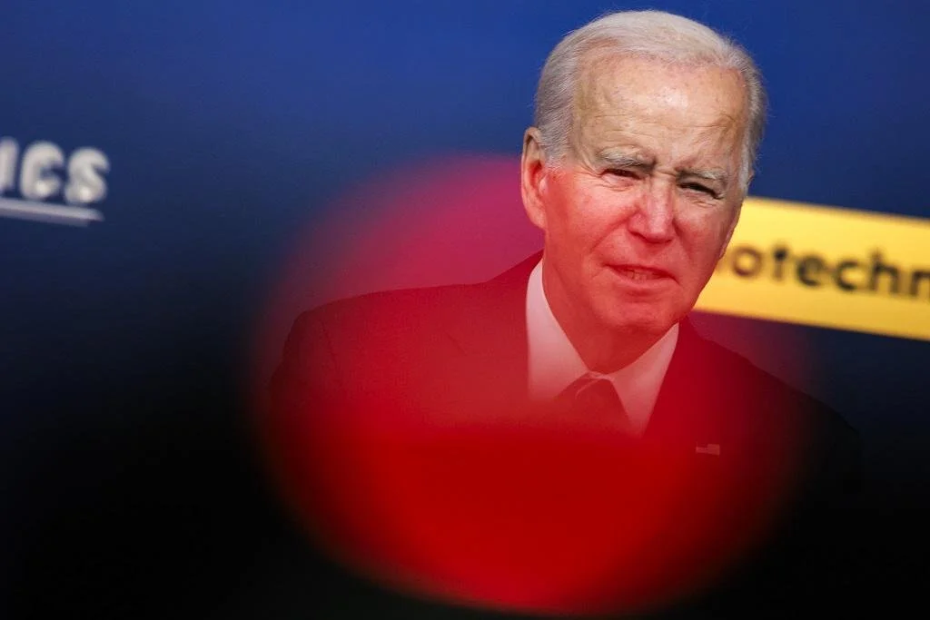 The Political Perils of Democrats’ Rose-Colored Glasses