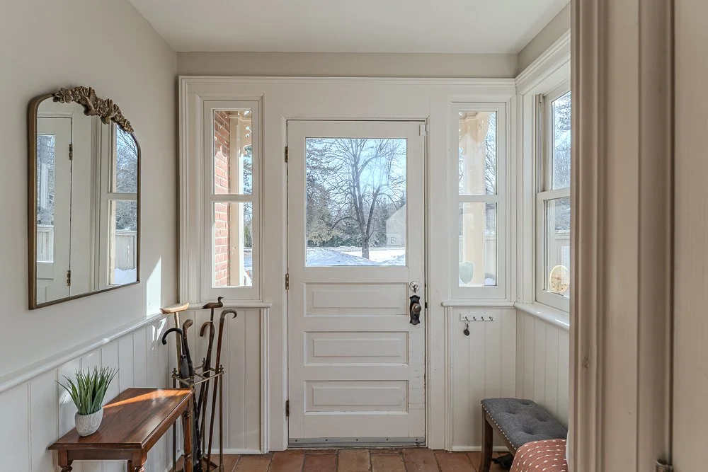 606 2nd Ave W-webres-11.jpg