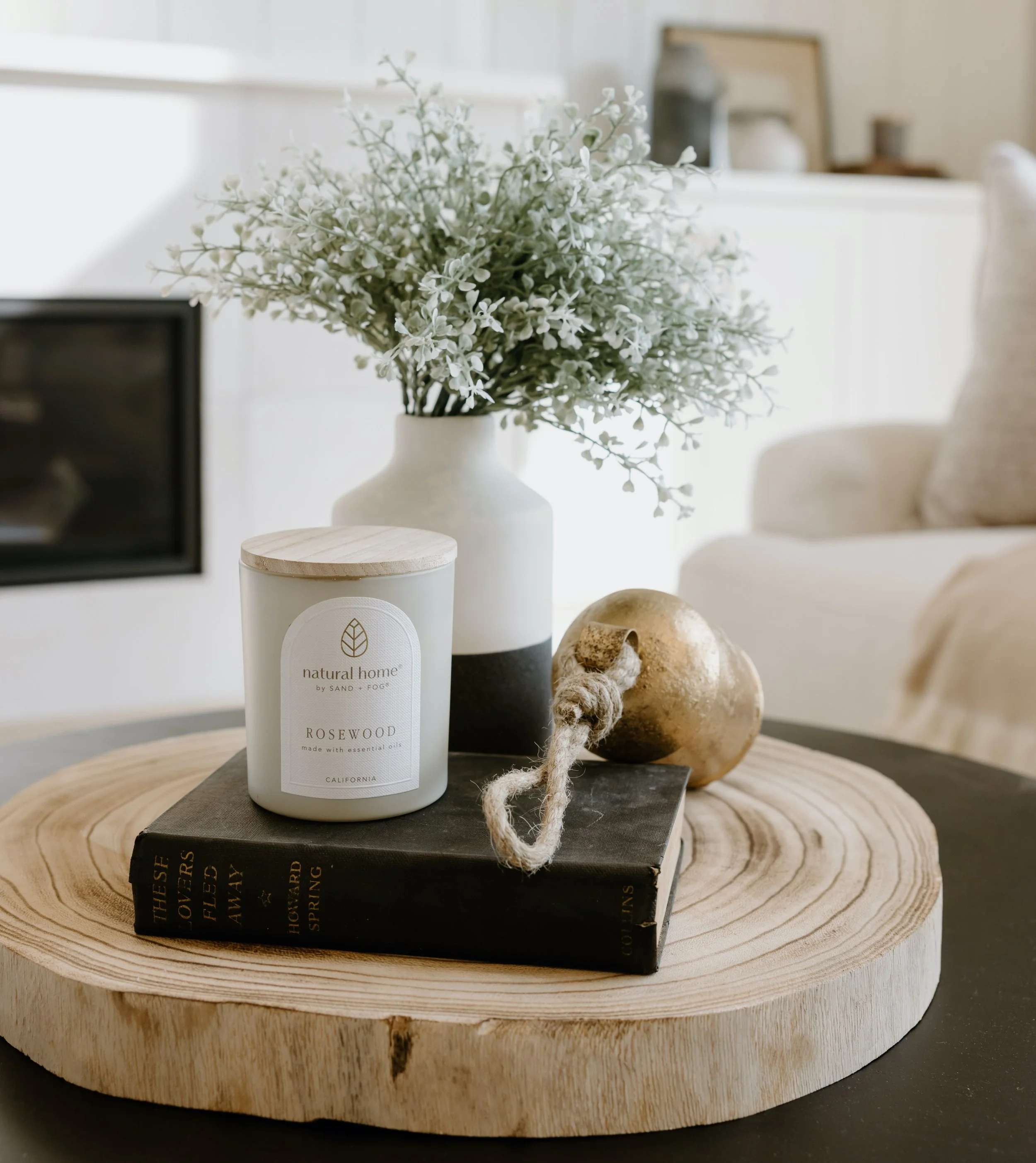 LiliCreativeDesign_Julie-2 copy.jpg