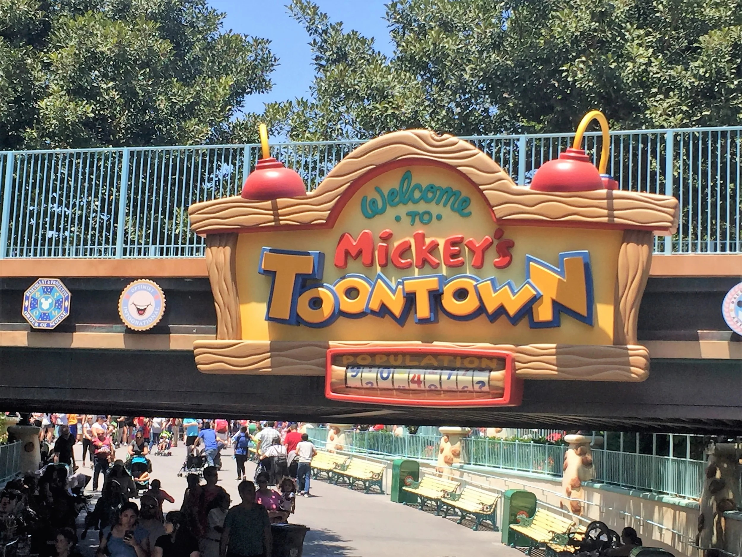 WIDGET WORKS DISNEYLAND ADVENTURE!