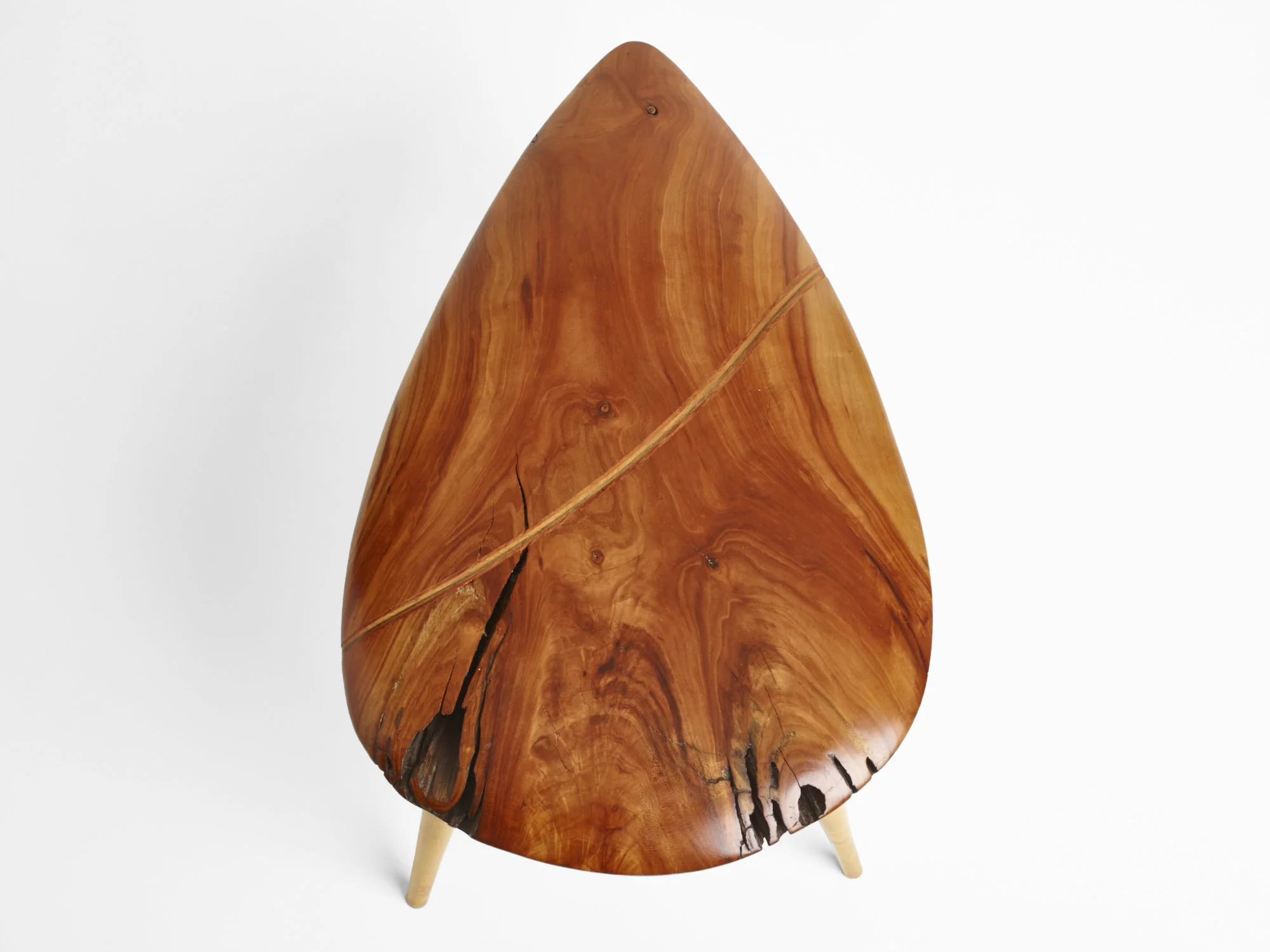 Hokusai Side Table-HapaInaba Design-2008_top.jpg