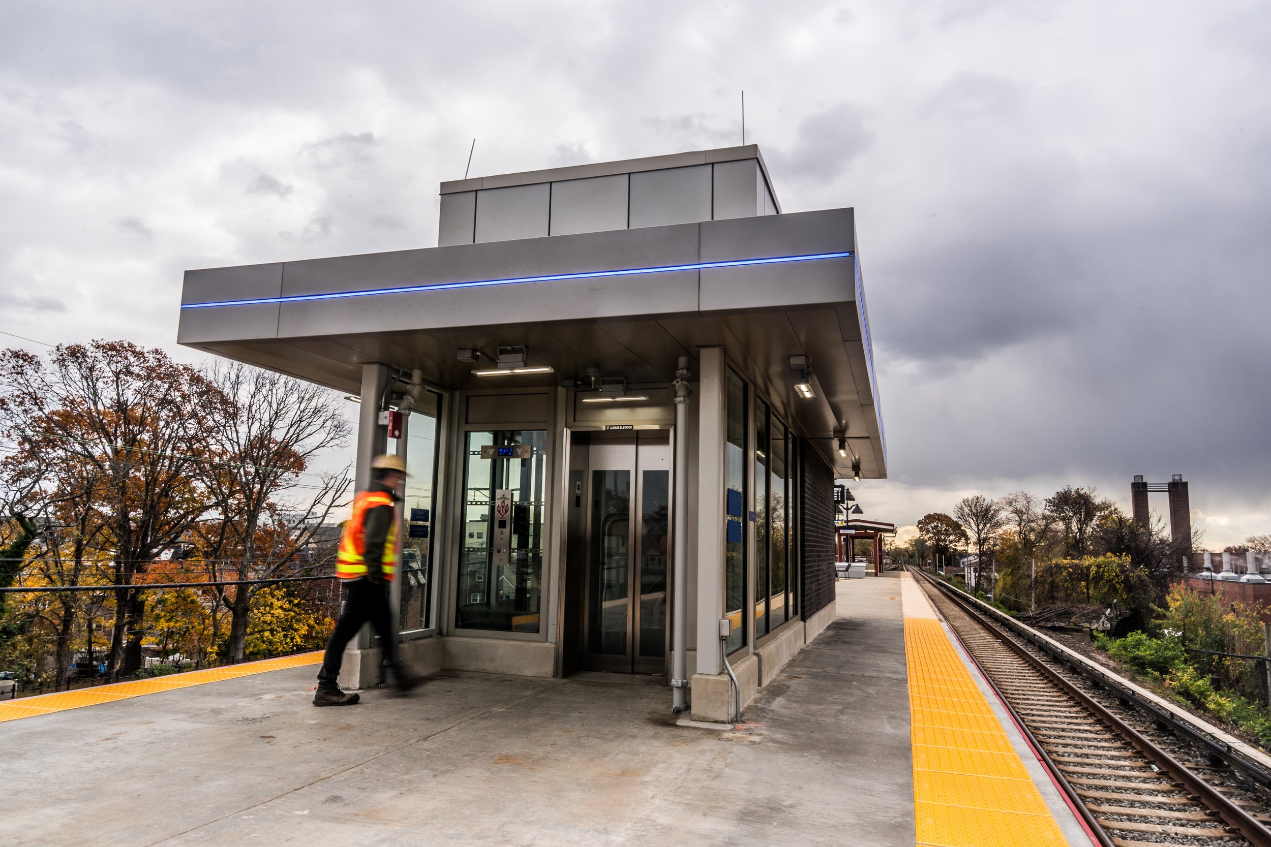 St. Albans Ribbon Cutting 203.JPG