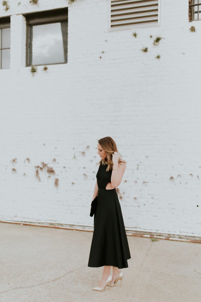 Blogger-Gracefully-Taylored-with-Rent-The-Runway5.jpg