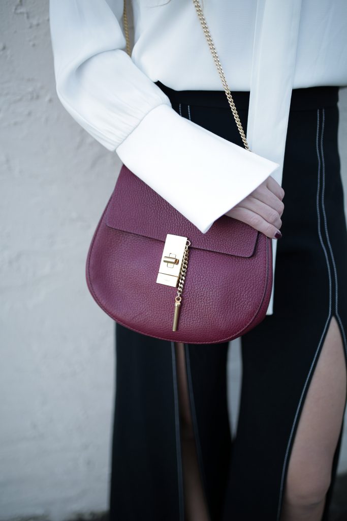 Blogger-Gracefully-Taylored-in-Alexis-Pants-and-Top12-683x1024.jpg