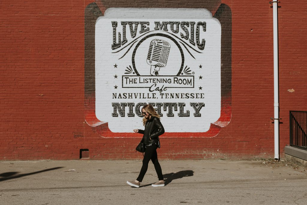 Blogger-Gracefully-Taylored-in-Nashville4-1024x683.jpg