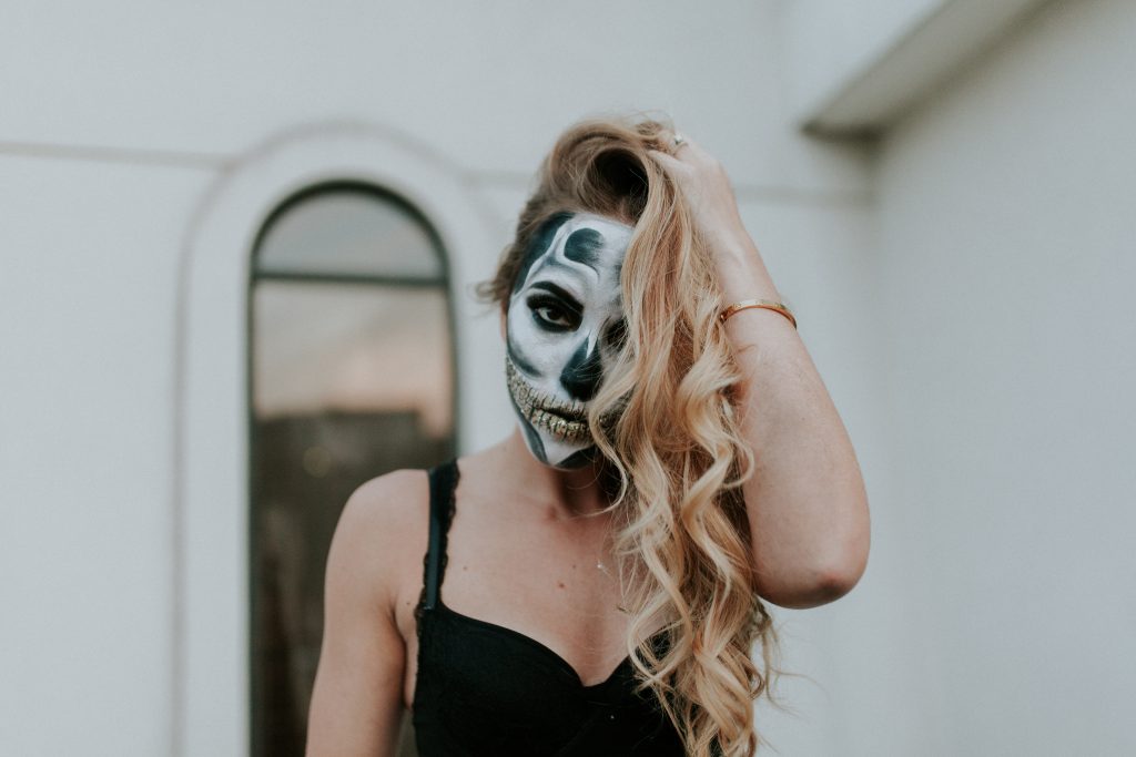 Blogger-Gracefully-Taylored-Halloween30-1024x683.jpg