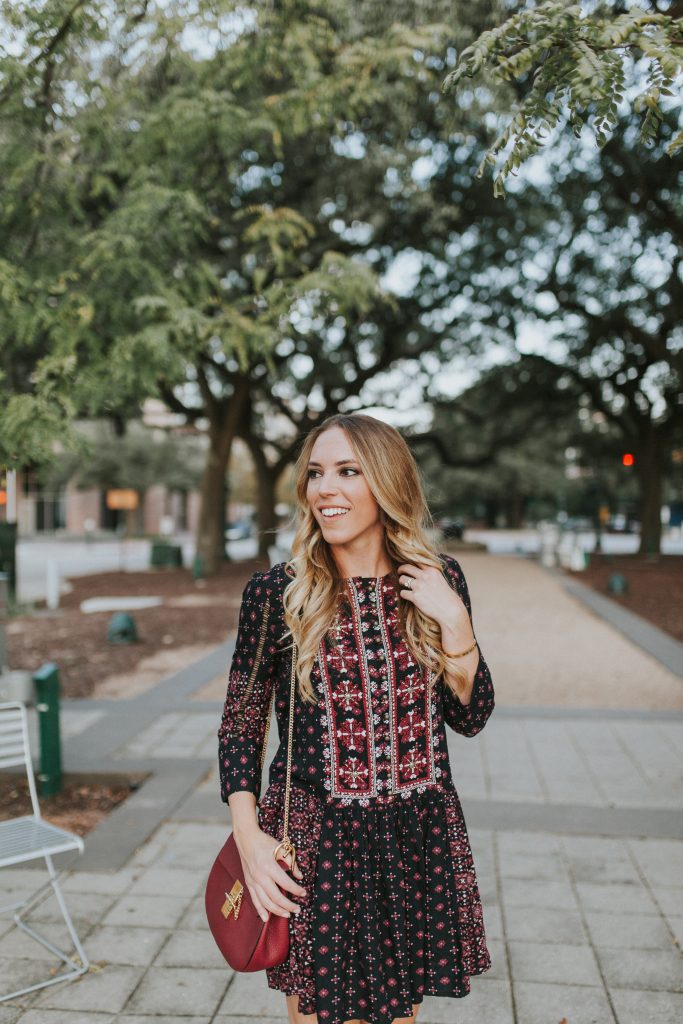 Blogger-Gracefully-Taylored-in-Anthropologie-Dress7-683x1024.jpg