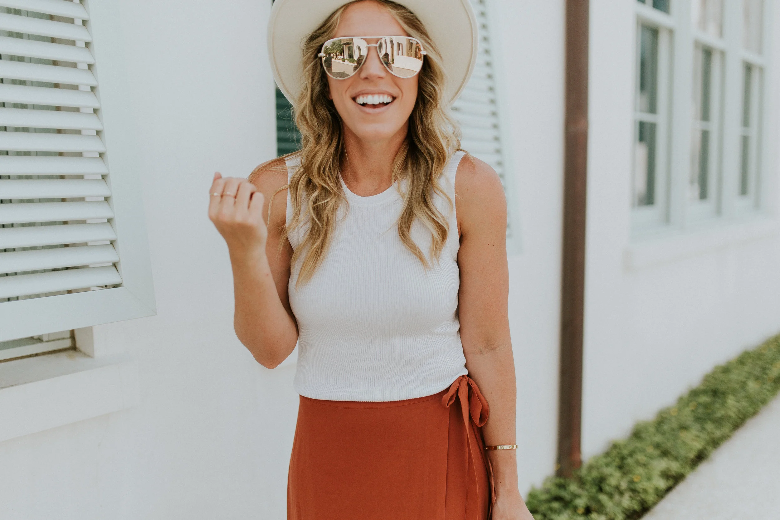 Blogger Gracefully Taylored in Revolve Skirt and Lack of Color Hat(4).jpg