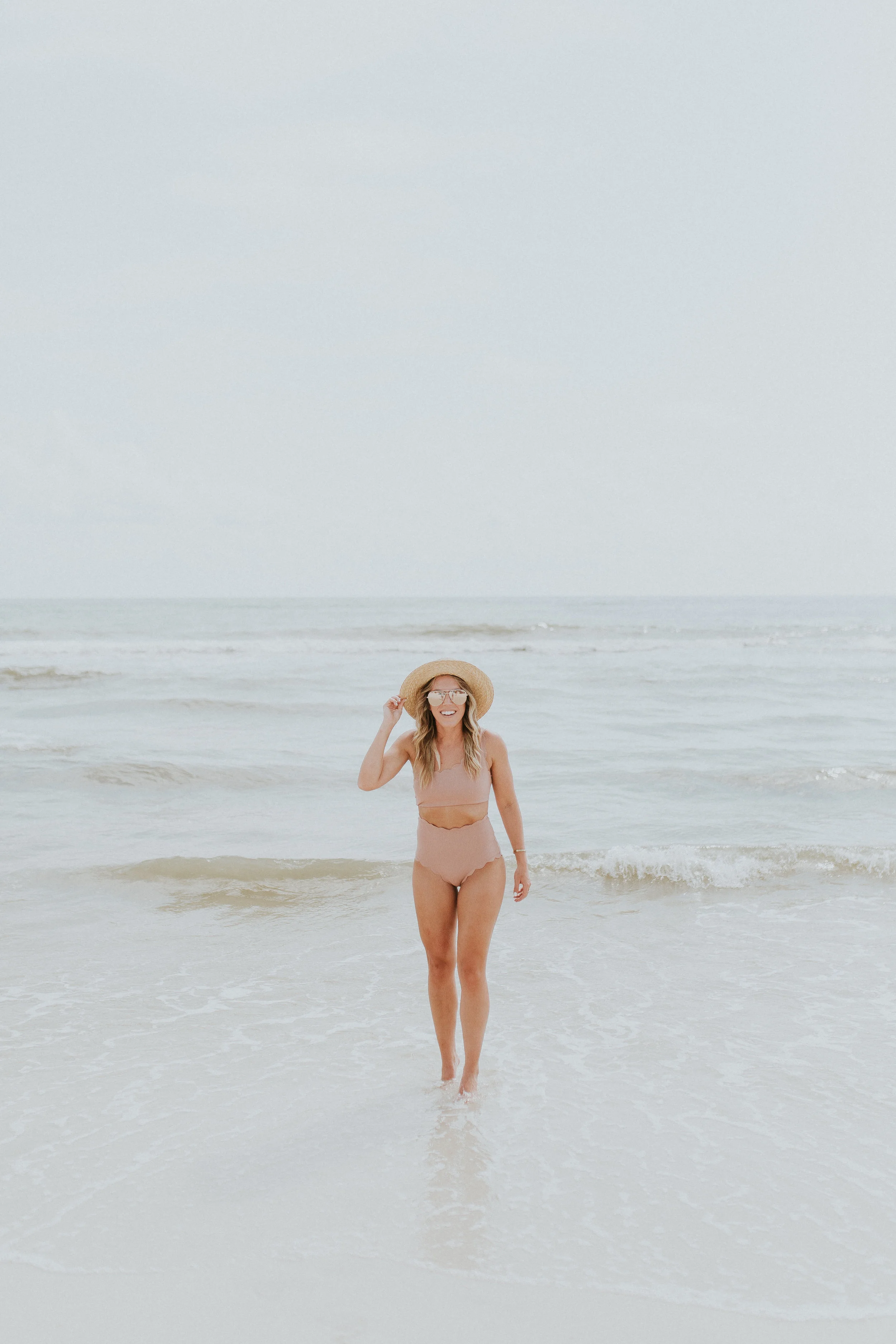 Blogger Gracefully Taylored in Marysia Swimwear(18).jpg
