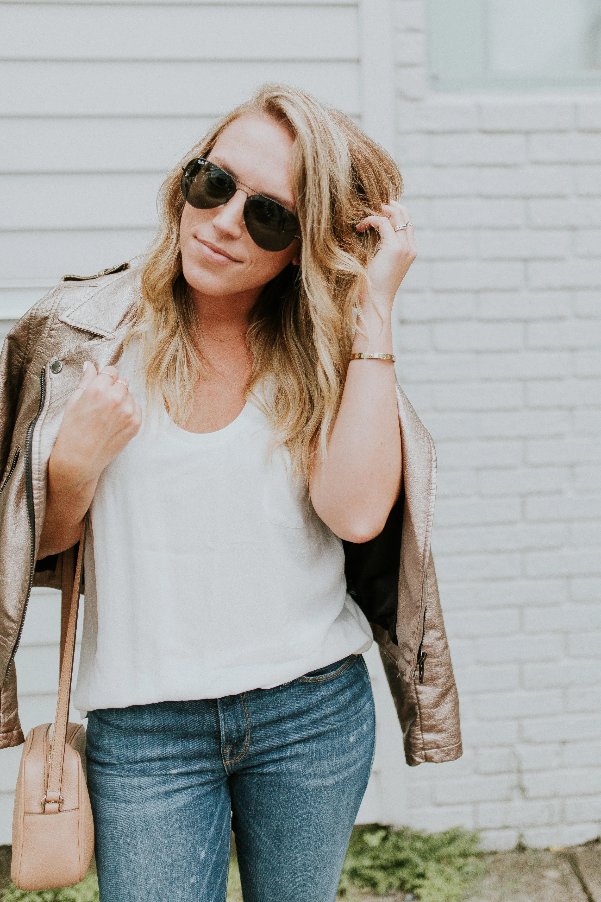 Blogger Gracefully Taylored in Blank NYC Metallic Jacket(5).jpg