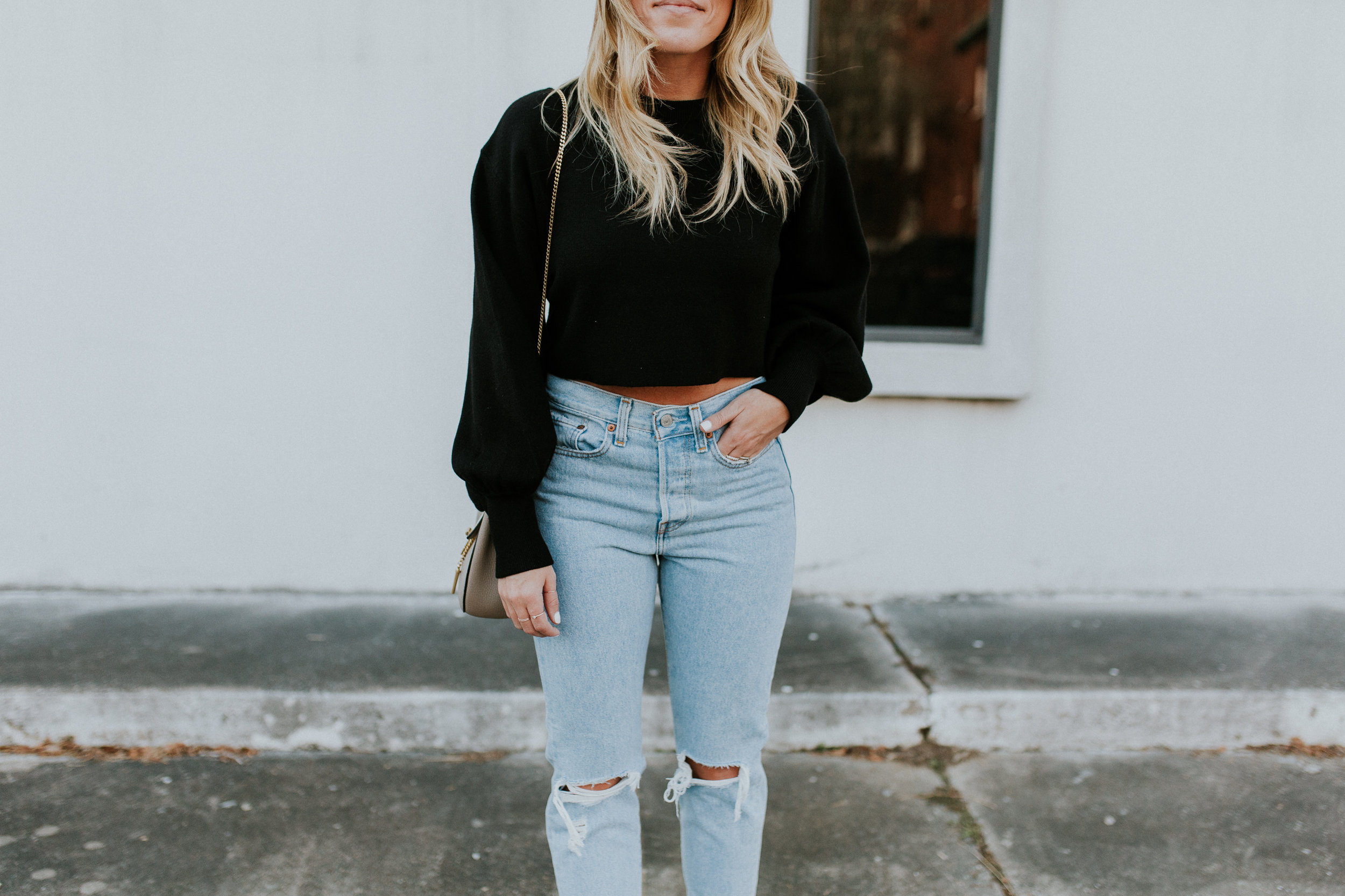 Blogger Gracefully Taylored in Levis and Dee Keller Heels(2).jpg